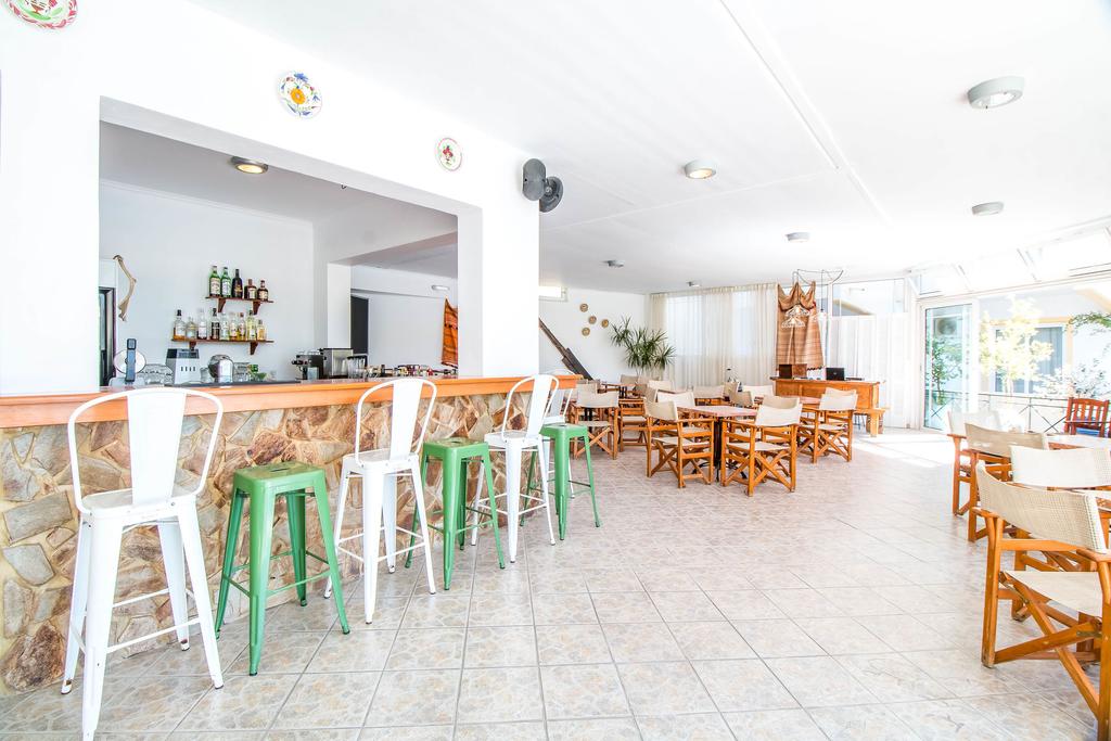 Snack Bar
