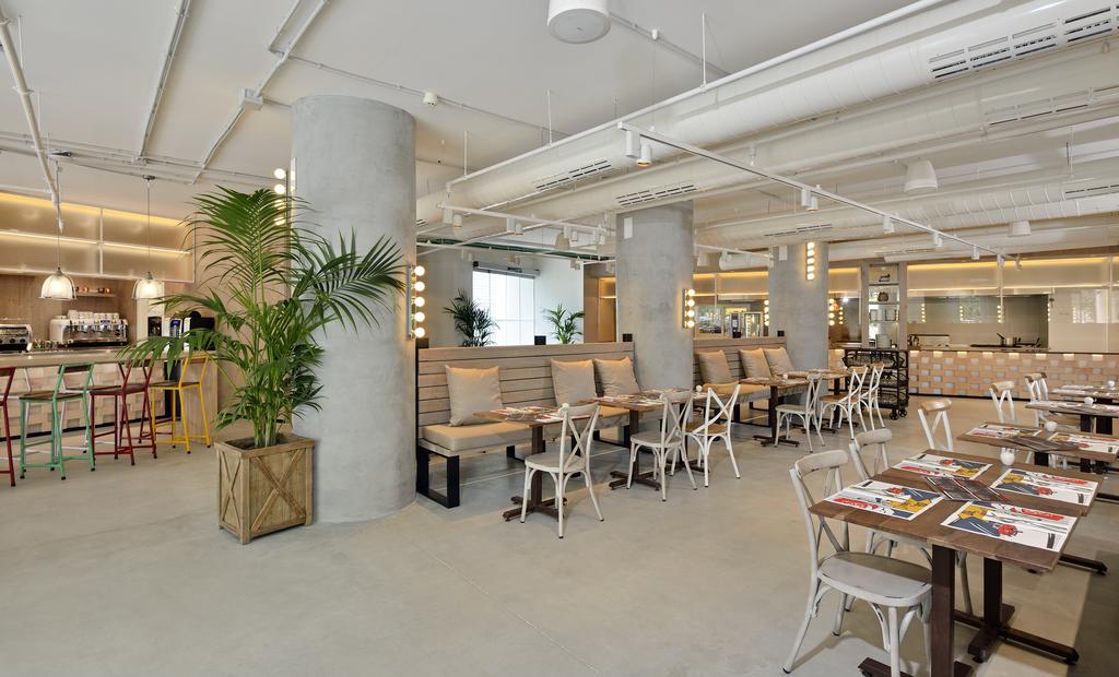 Main Restaurant - Food Factory