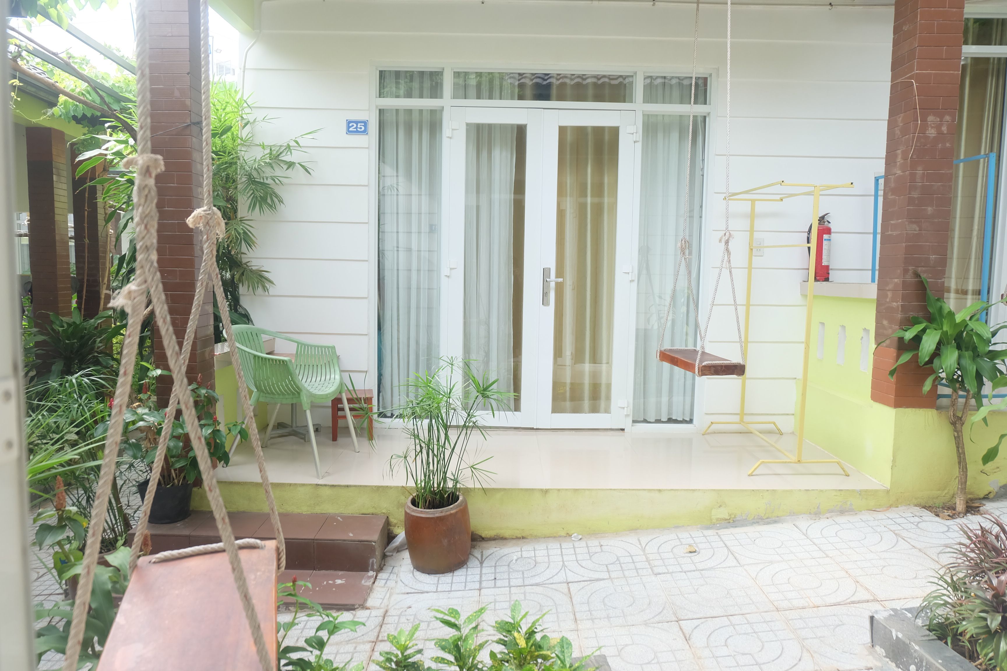 BUNGALOW STANDARD WITH TERRACE