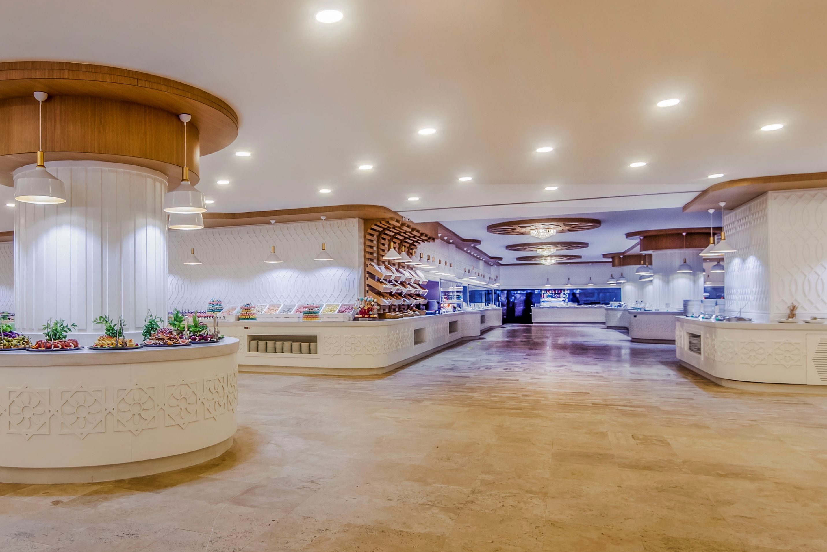 LANATA MODERN RESTAURANT