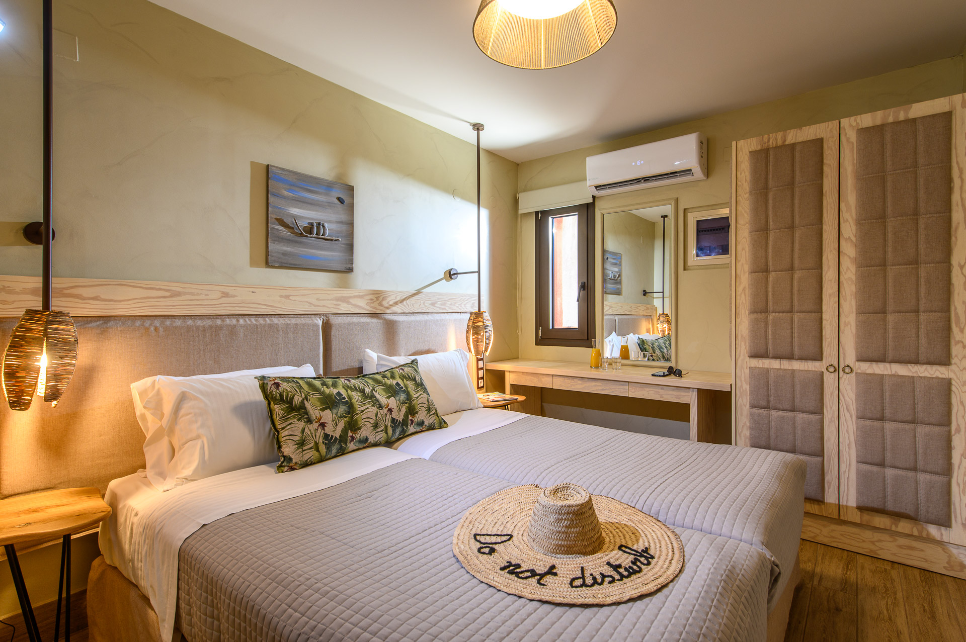 Deluxe Room Inland View