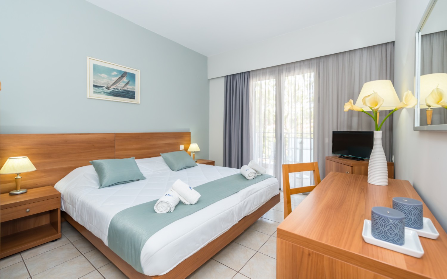 STANDARD DOUBLE/ TWIN ROOM