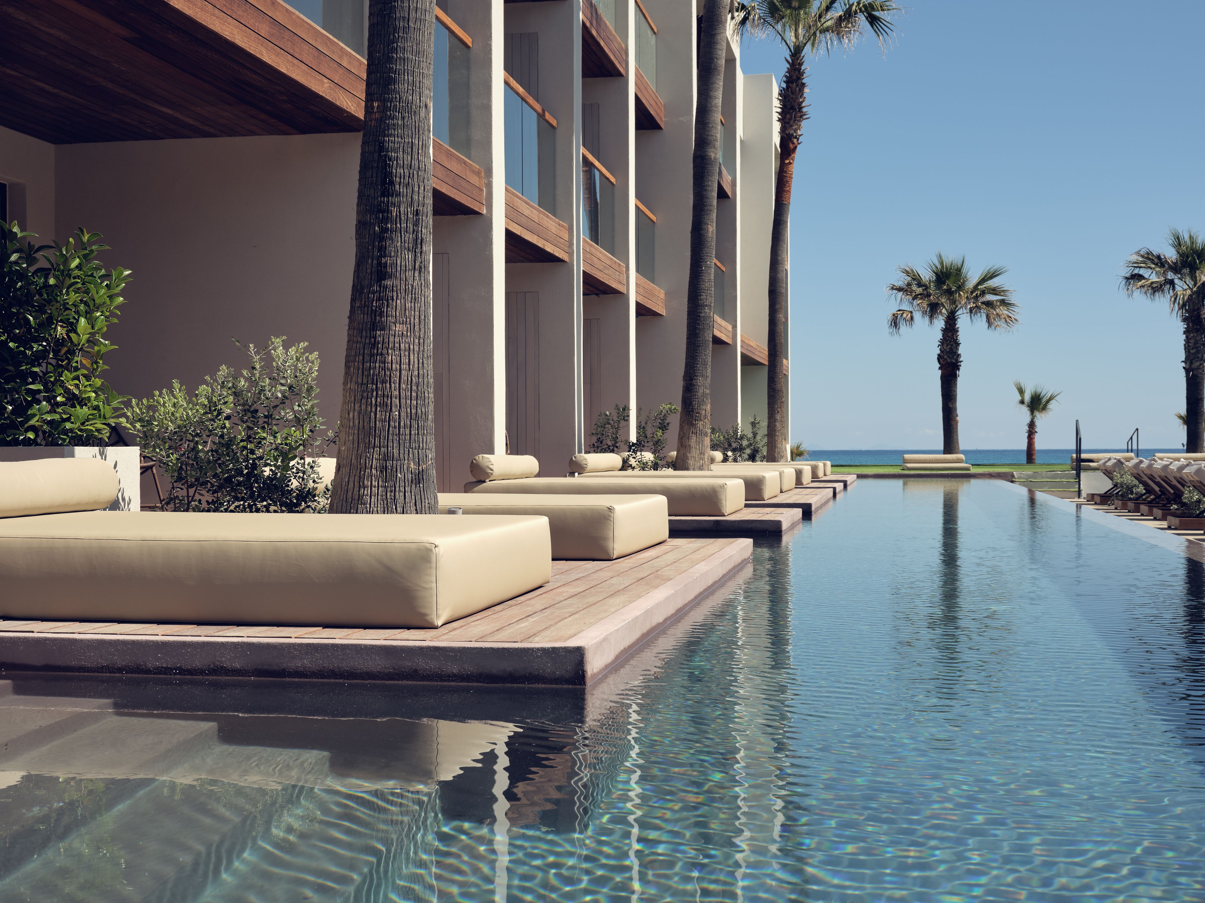 Room Double Swim Up Pool View