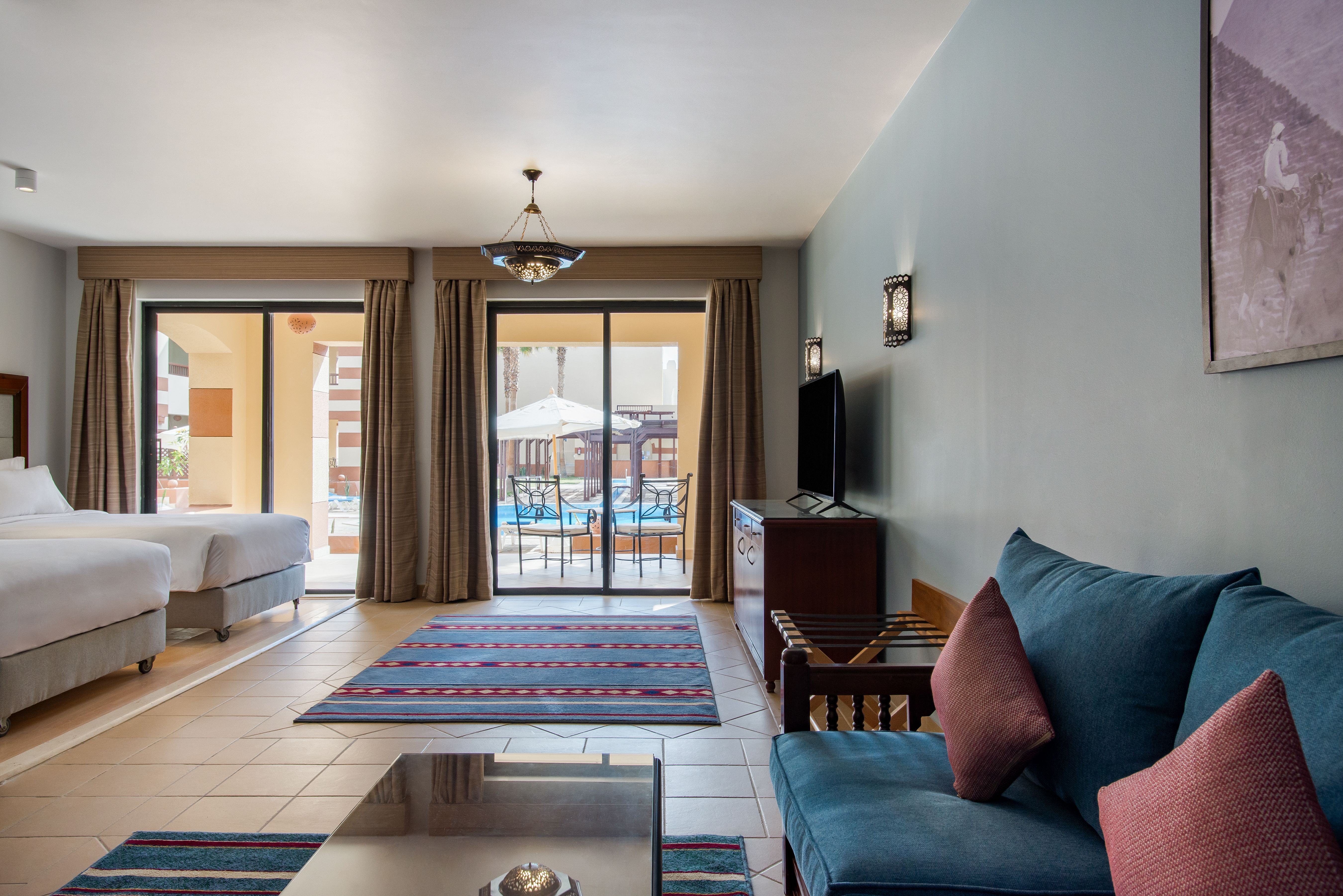 JUNIOR SUITE POOL VIEW 