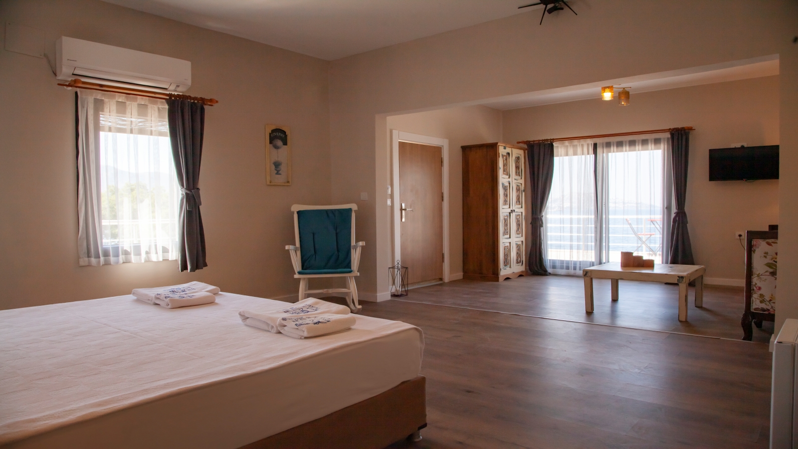 Junior Suite Room