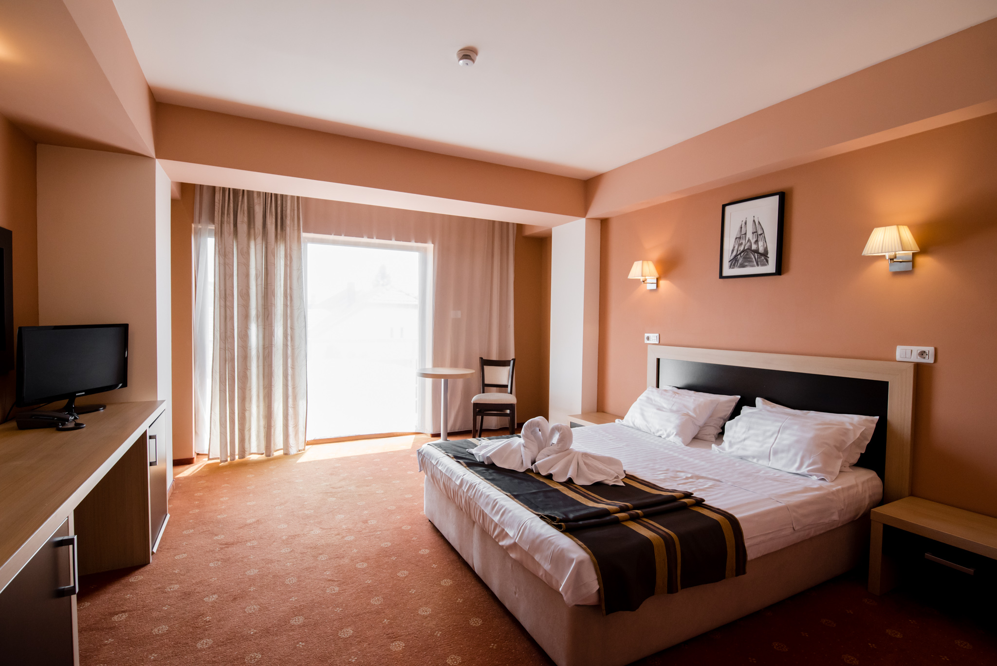 Business King Room with Balcony