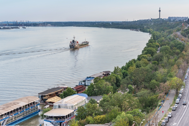 Double Standard Balcony and Danube view