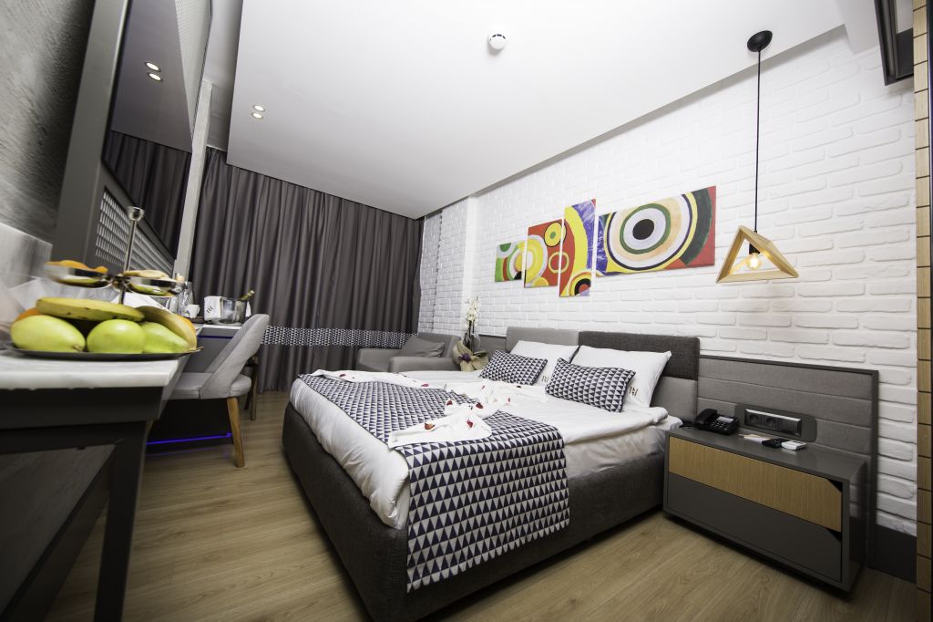 DELUXE COMFORT ROOM BALCONY