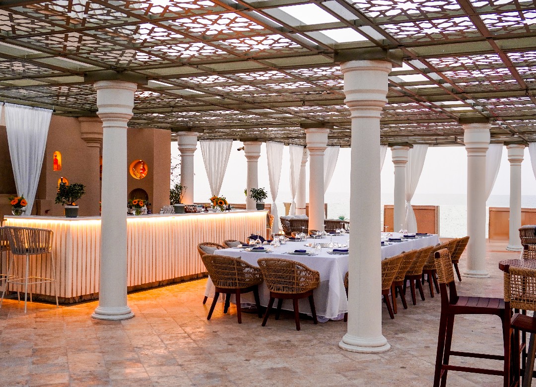 Arela Terrace & Bar