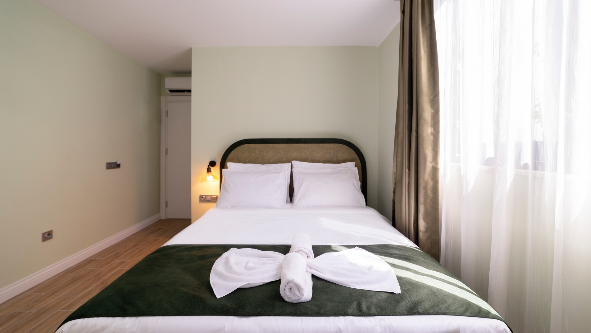 SUPERIOR GARDEN VIEW ROOM