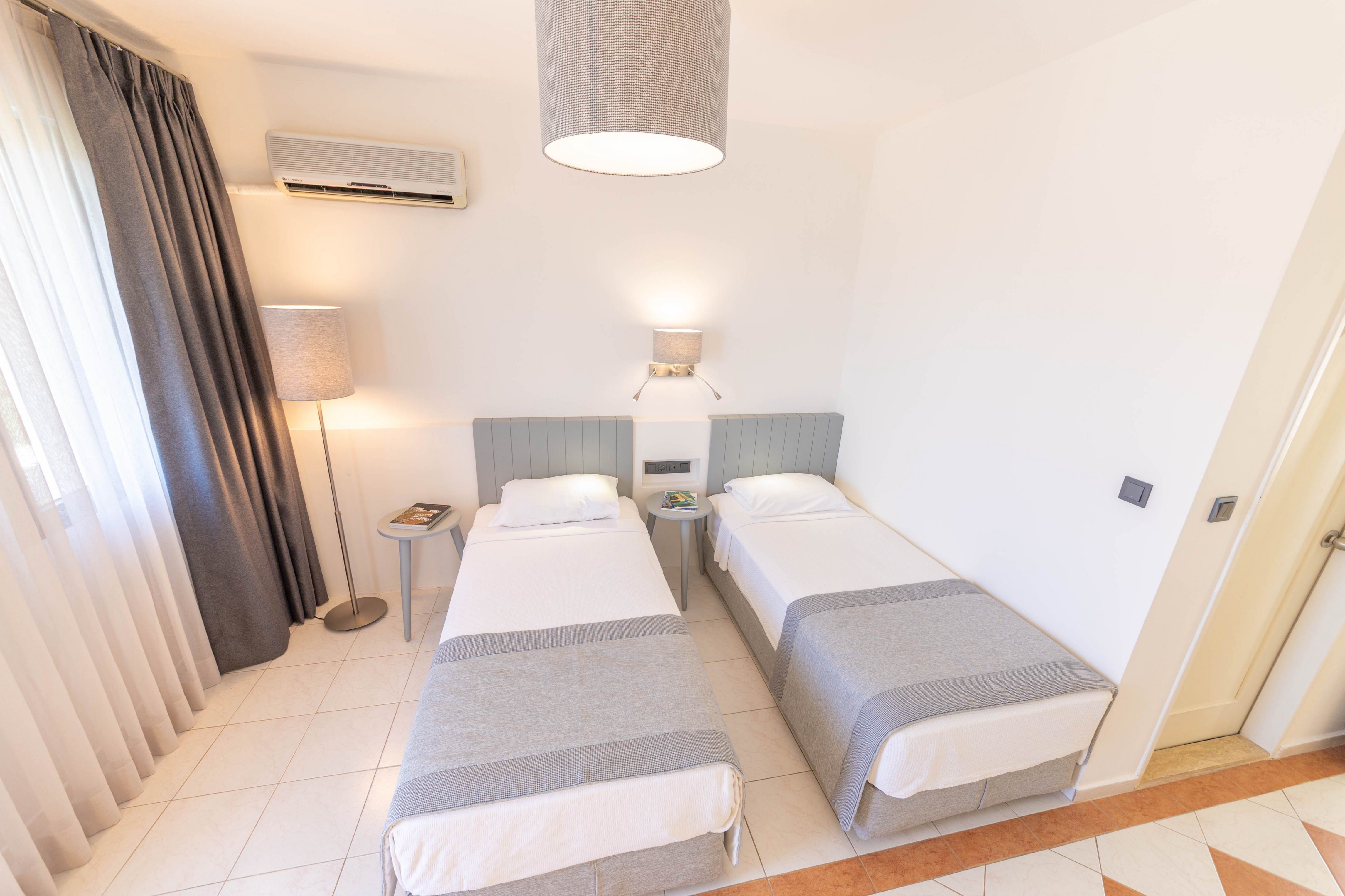 Standard Single Room