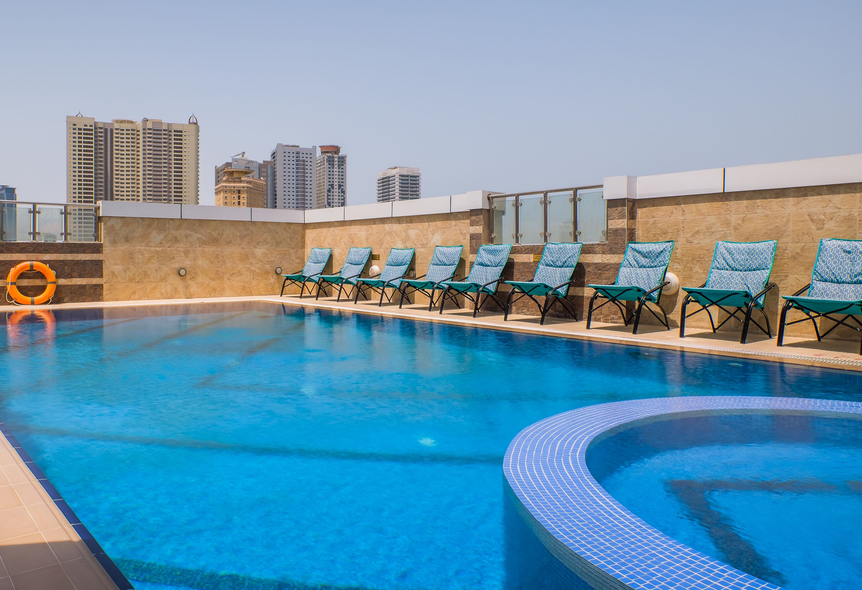 Piscina deschisă