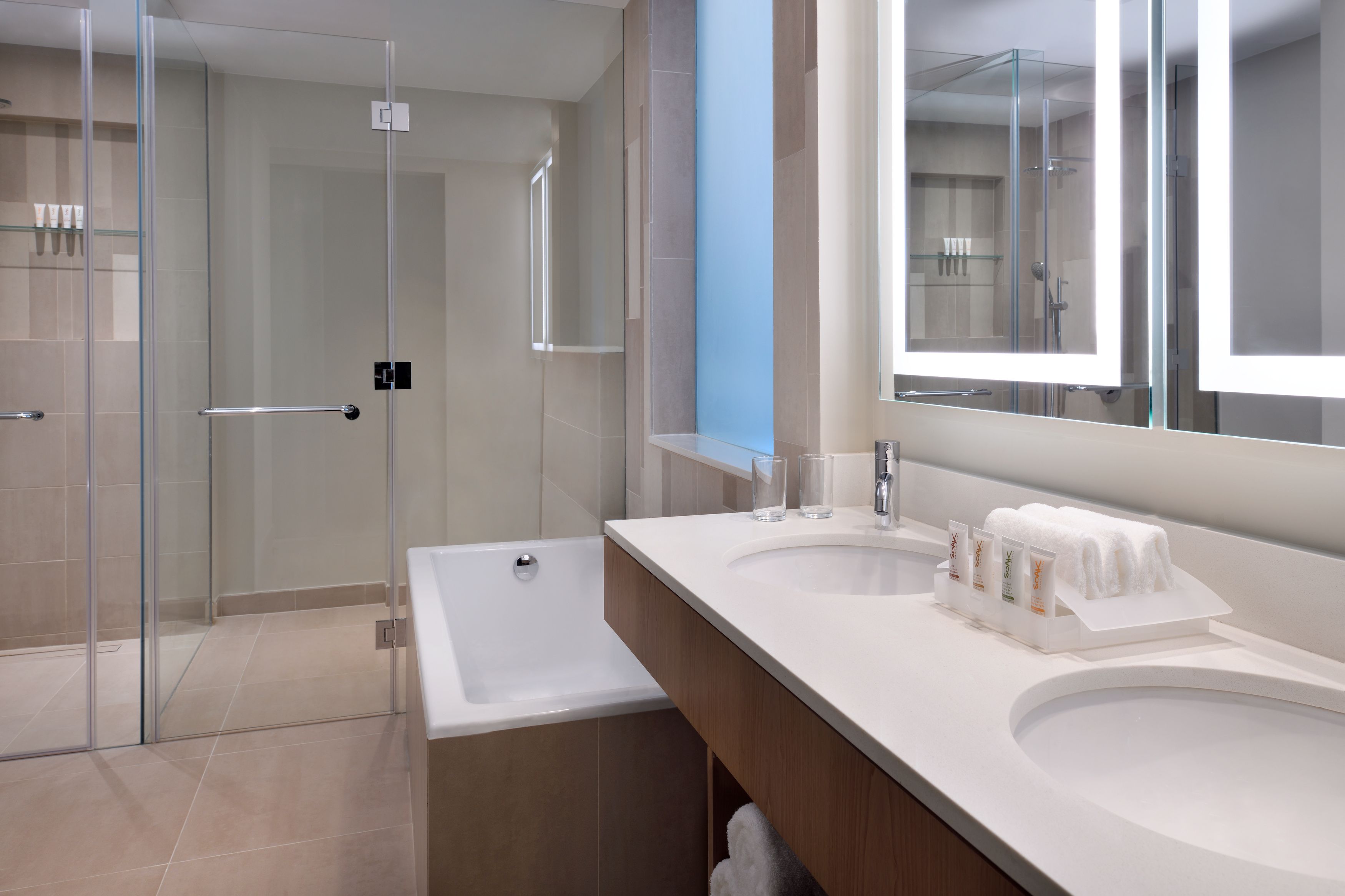 1 King Junior Suite