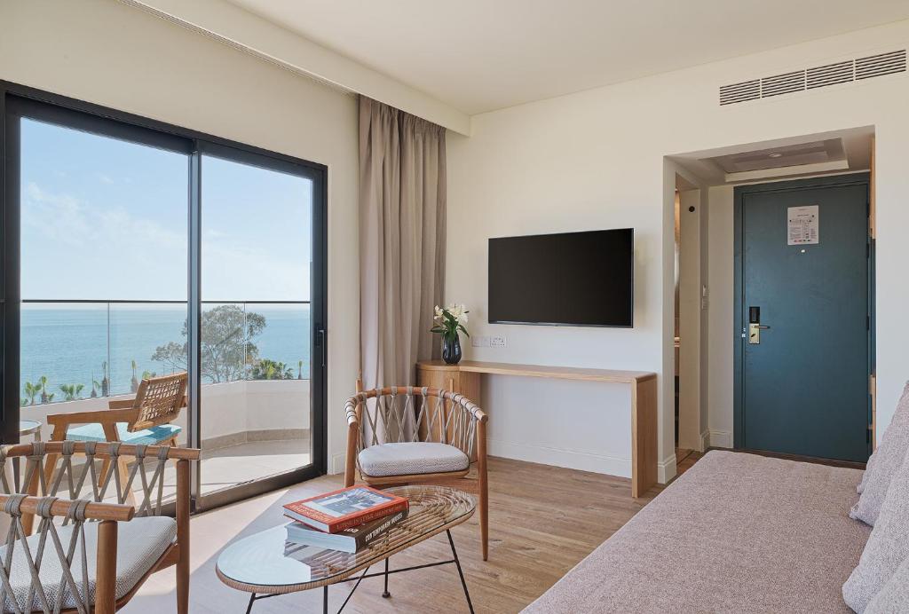 1 bedroom signature suite sea view 