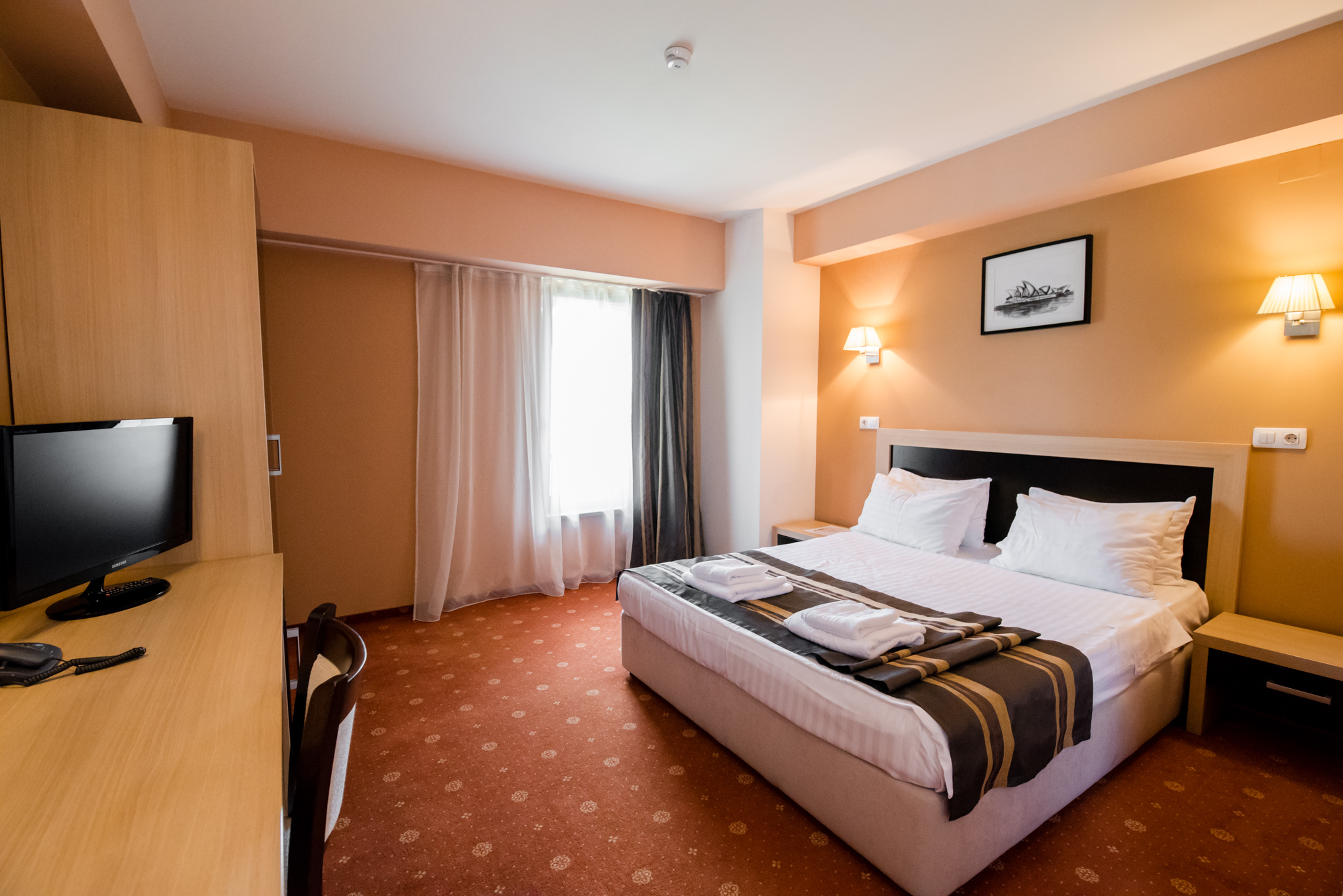 Business King Room