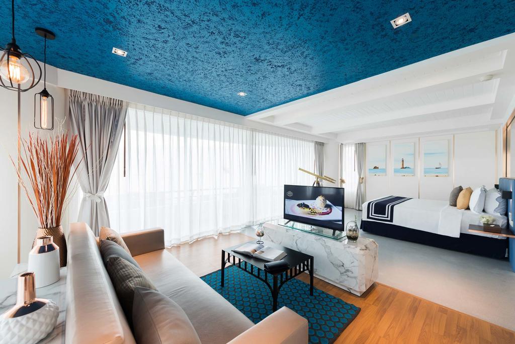 Ocean Front Suite