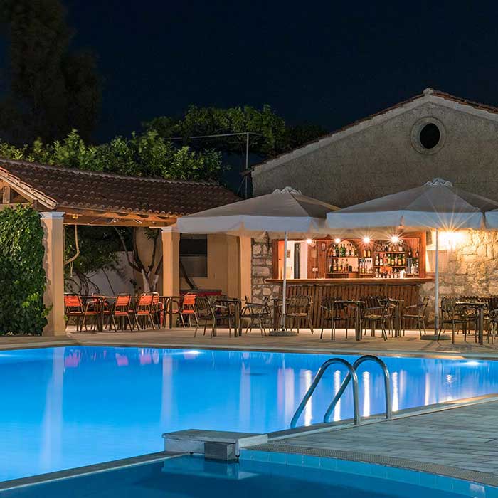 hotel-in-corfu-facilities-pool-and-pool-bar-1.jpg