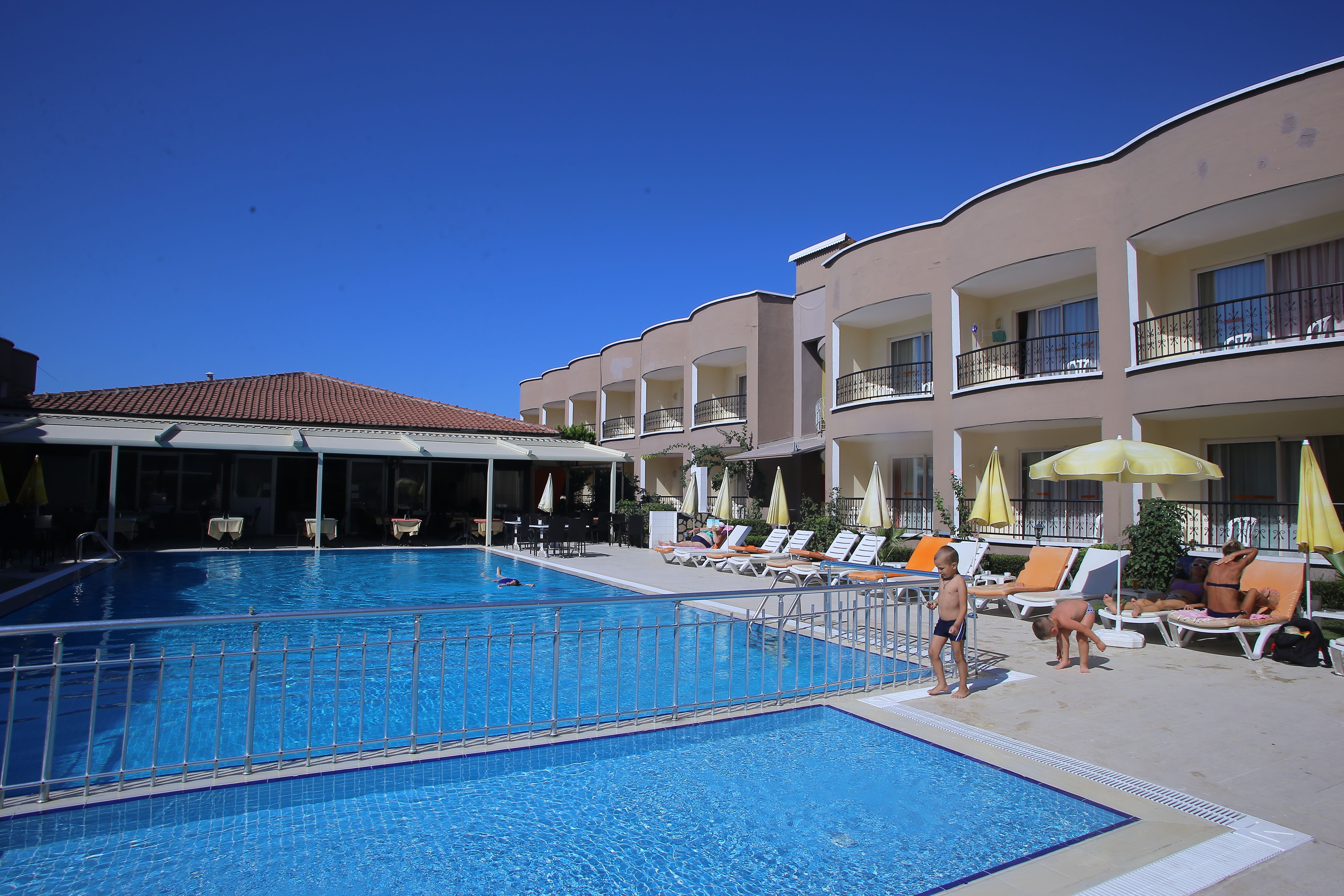 Piscina deschisă