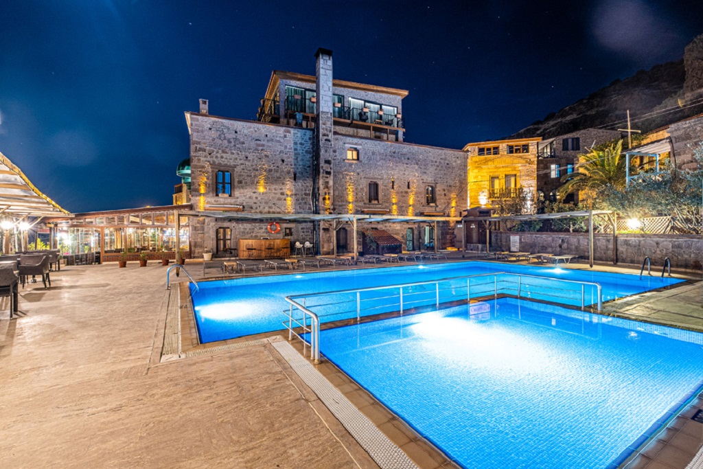 Piscina deschisă