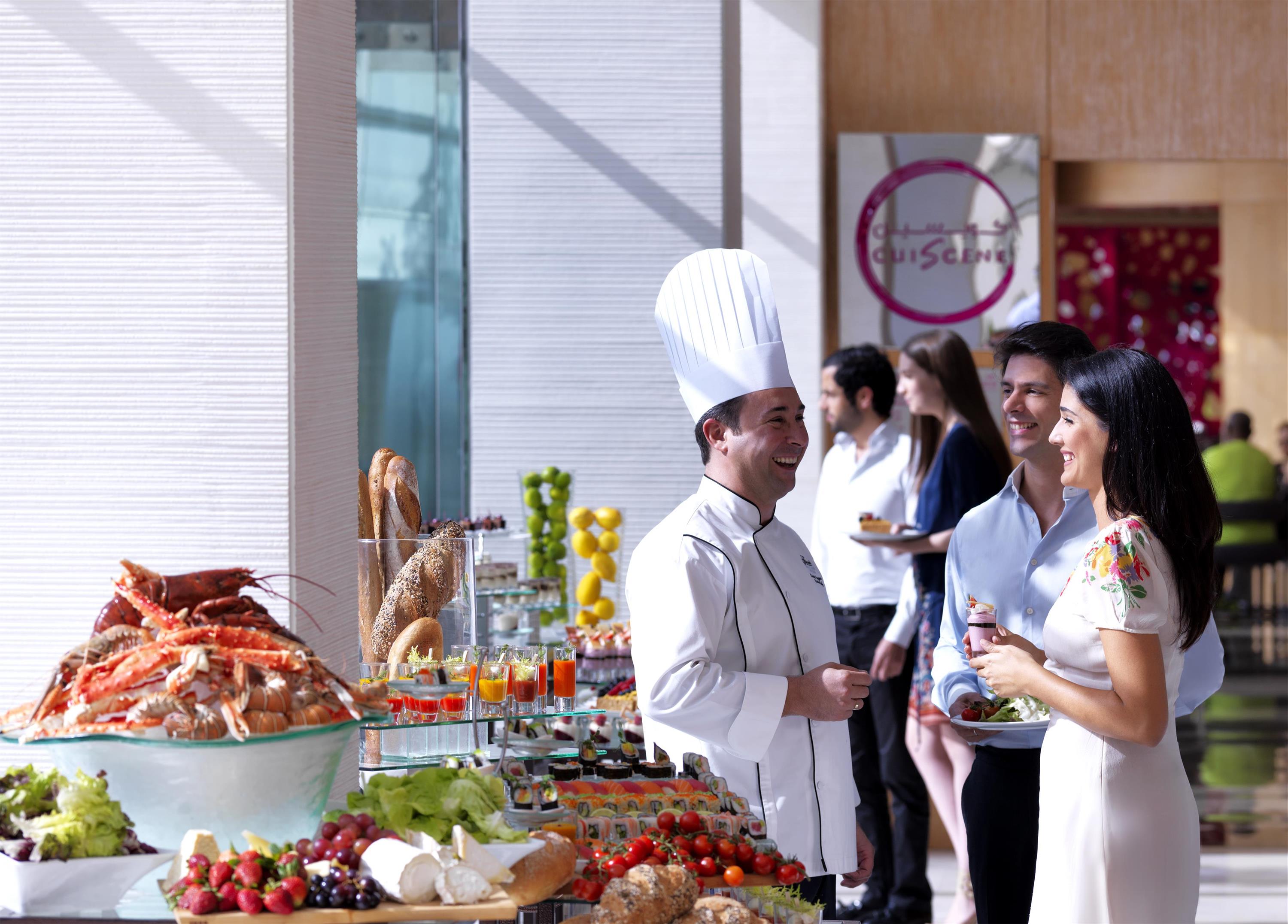 MAIN RESTAURANT