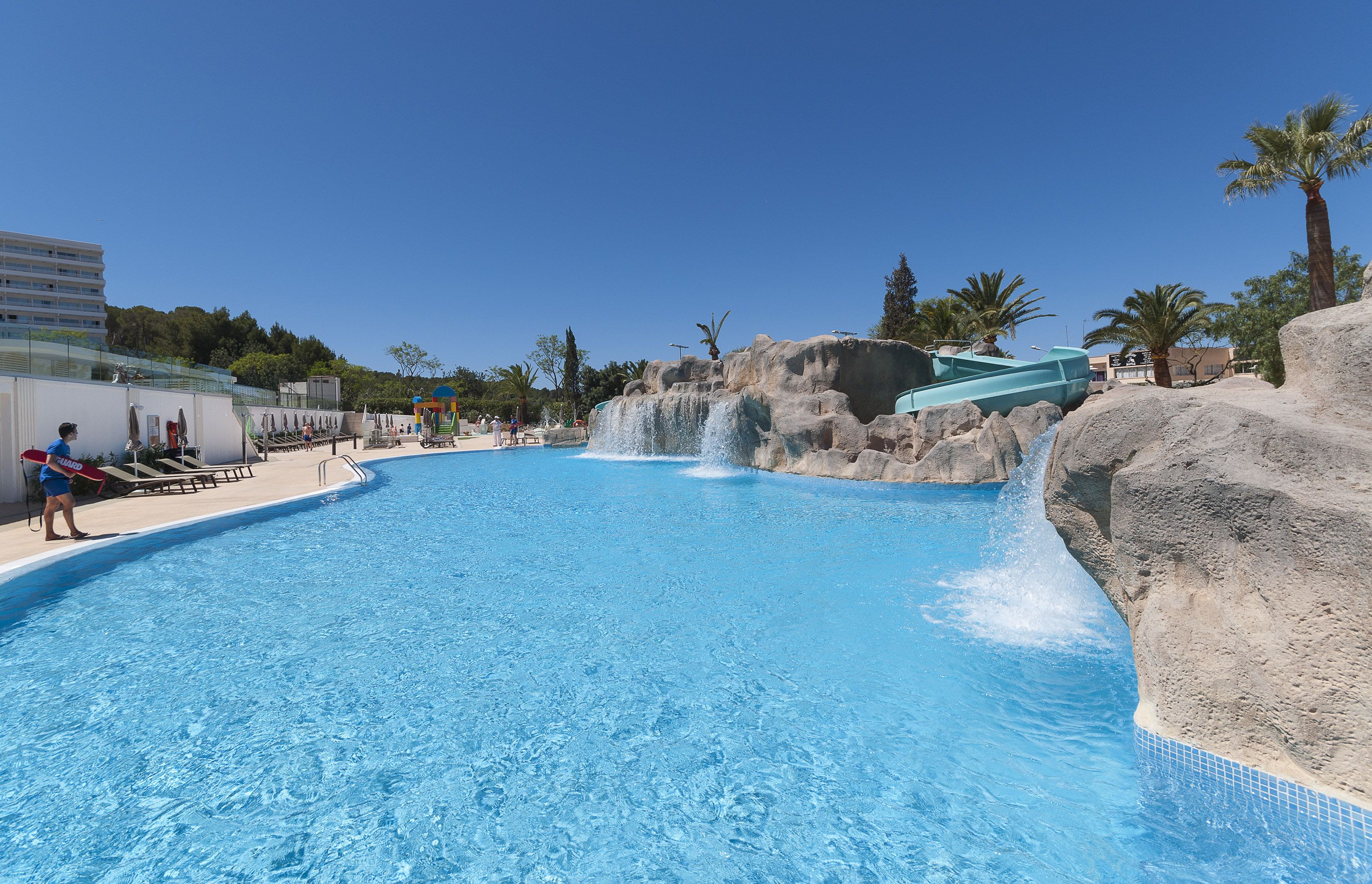 Piscina deschisă