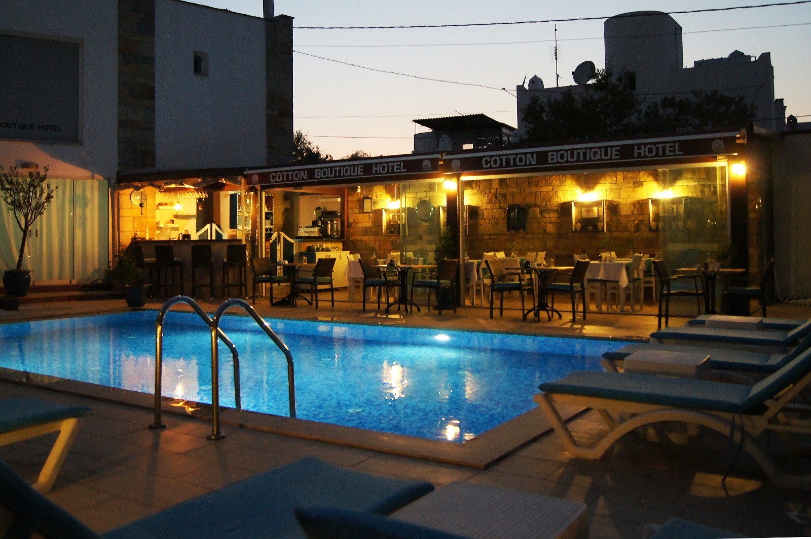 Piscina deschisă