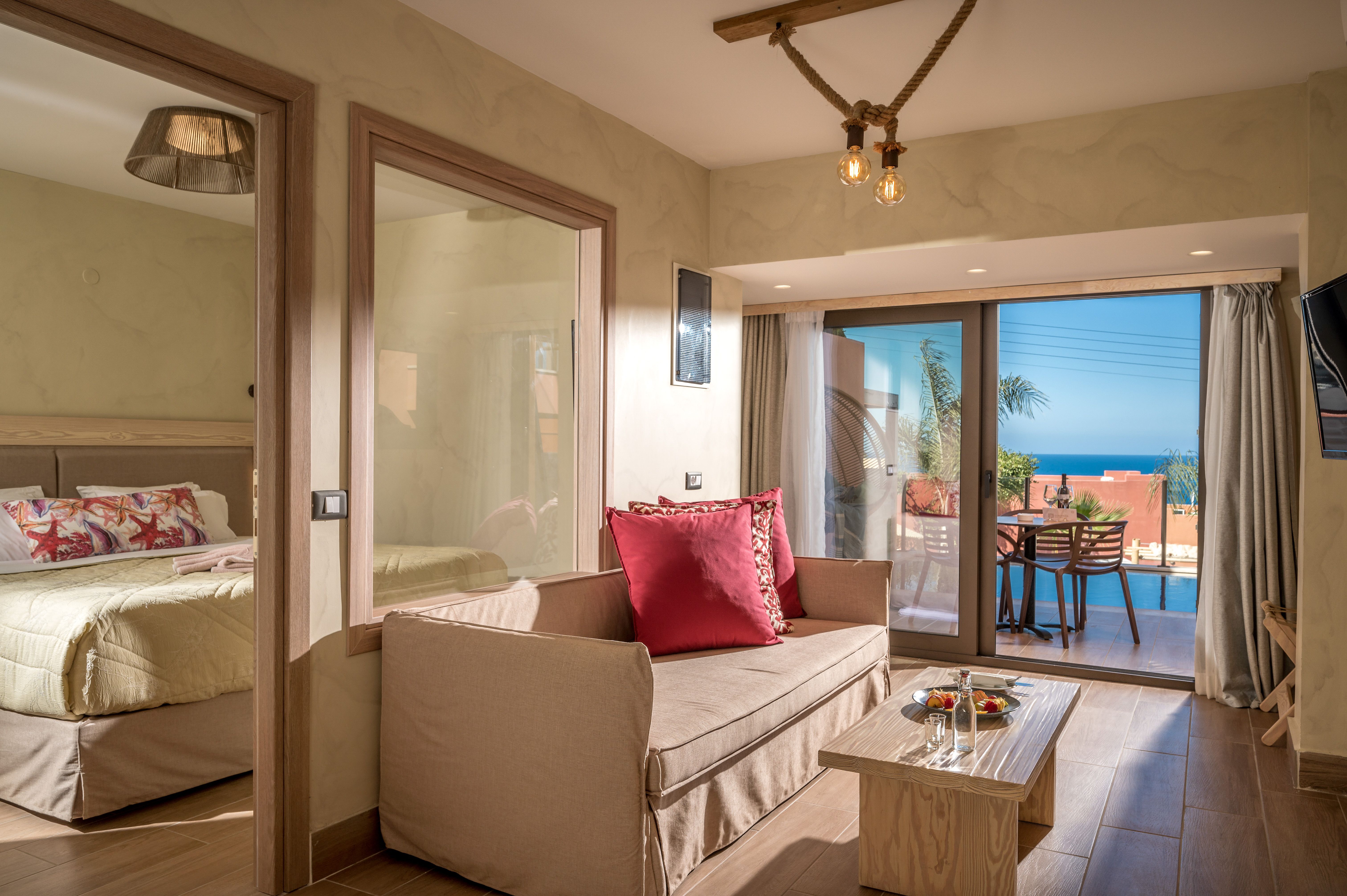 Luxury One-Bedroom Suite Sea View Private Pool