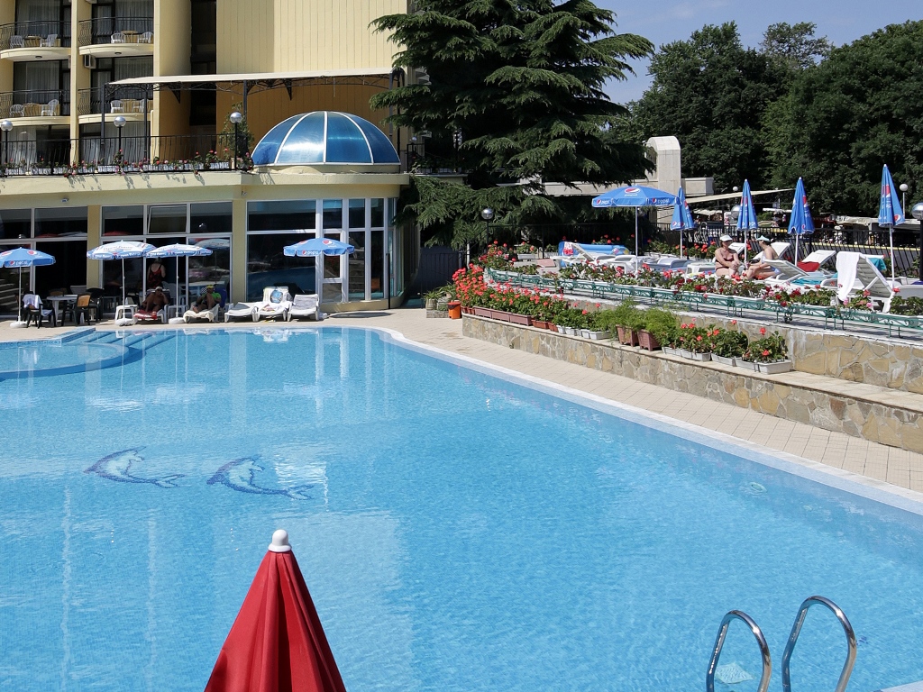 Piscina deschisă
