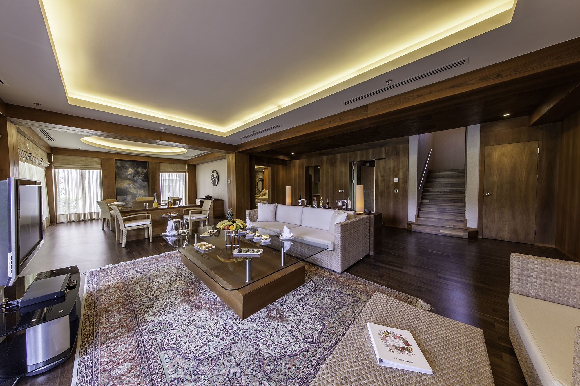 SERENITY VILLA