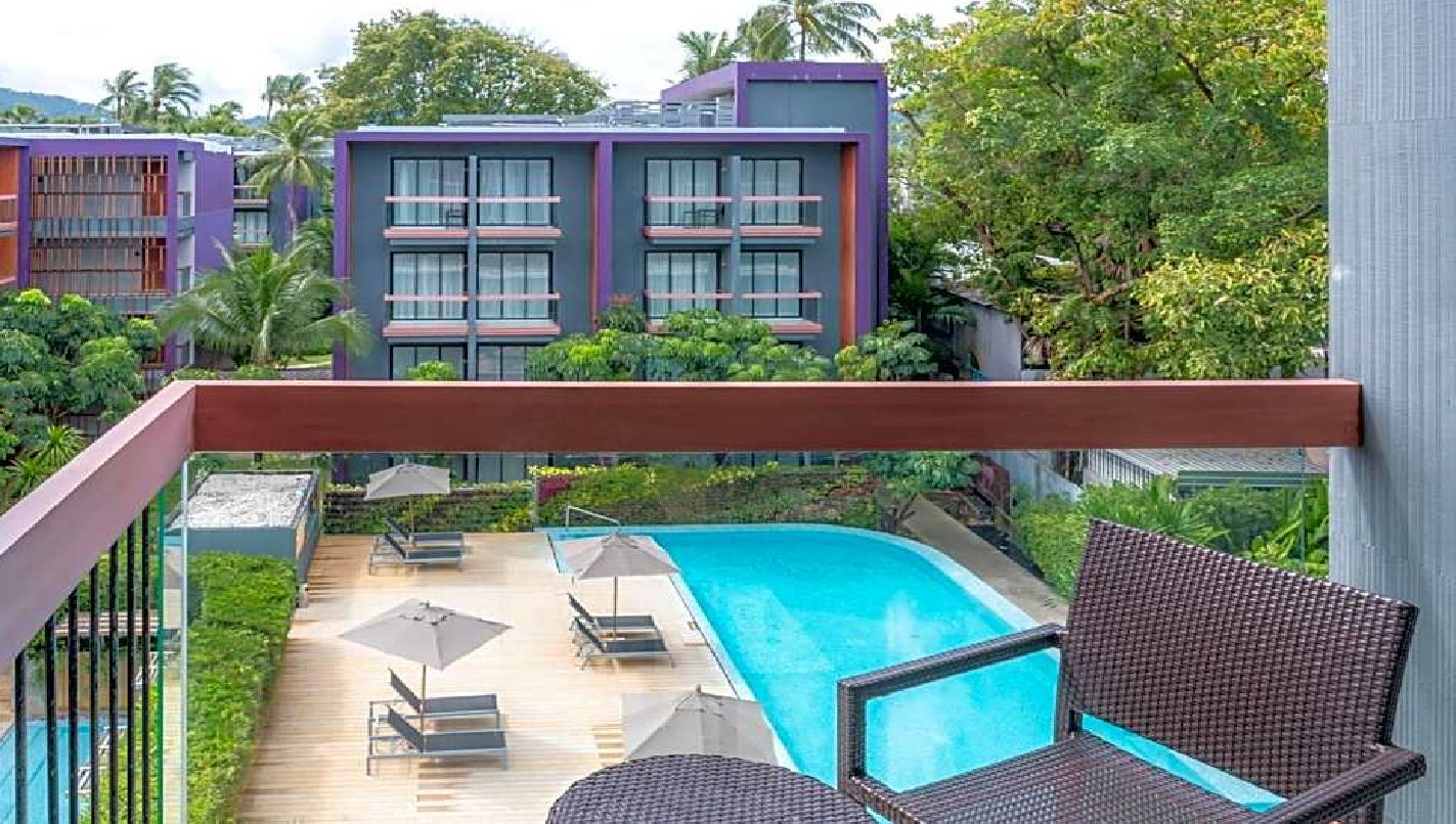 Standard Pool View