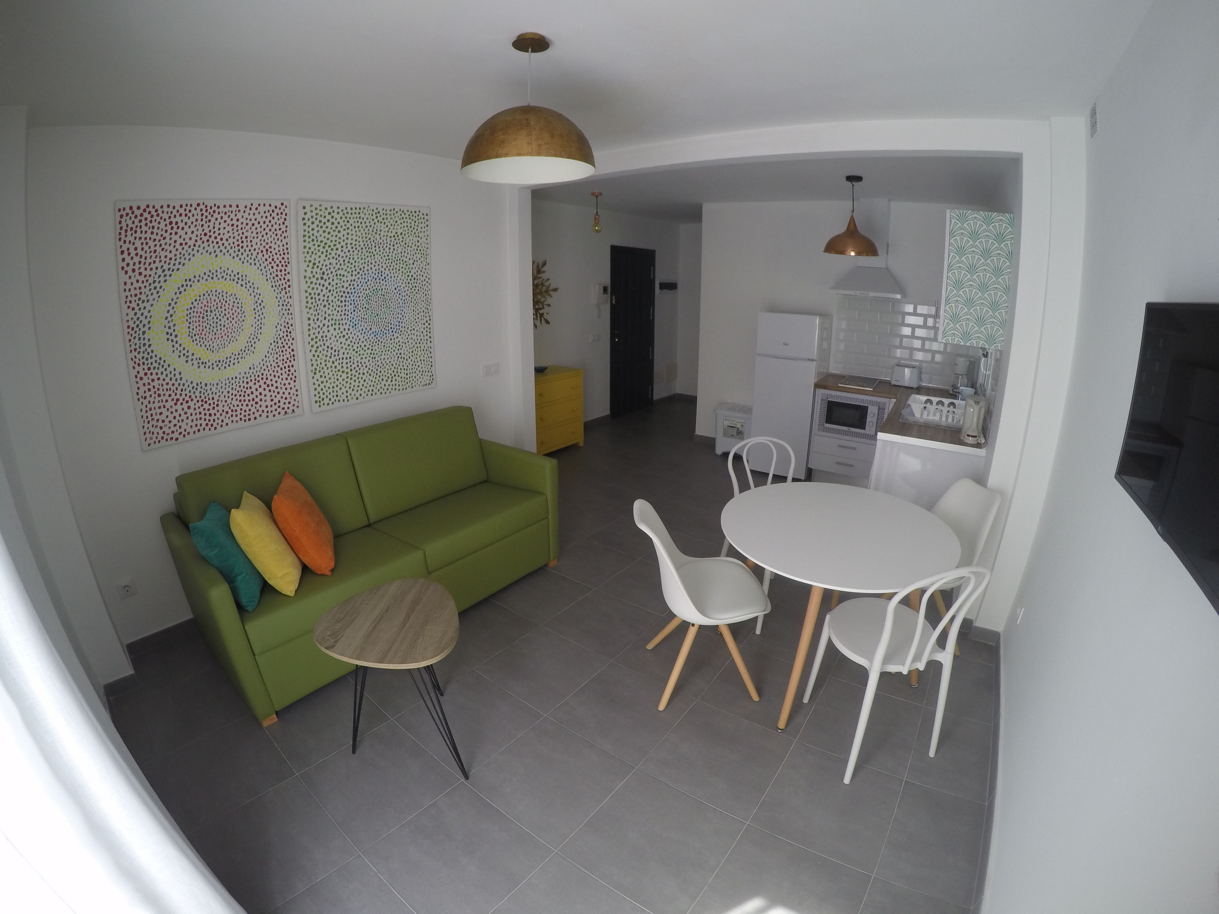 APARTMENT WITH TERRACE