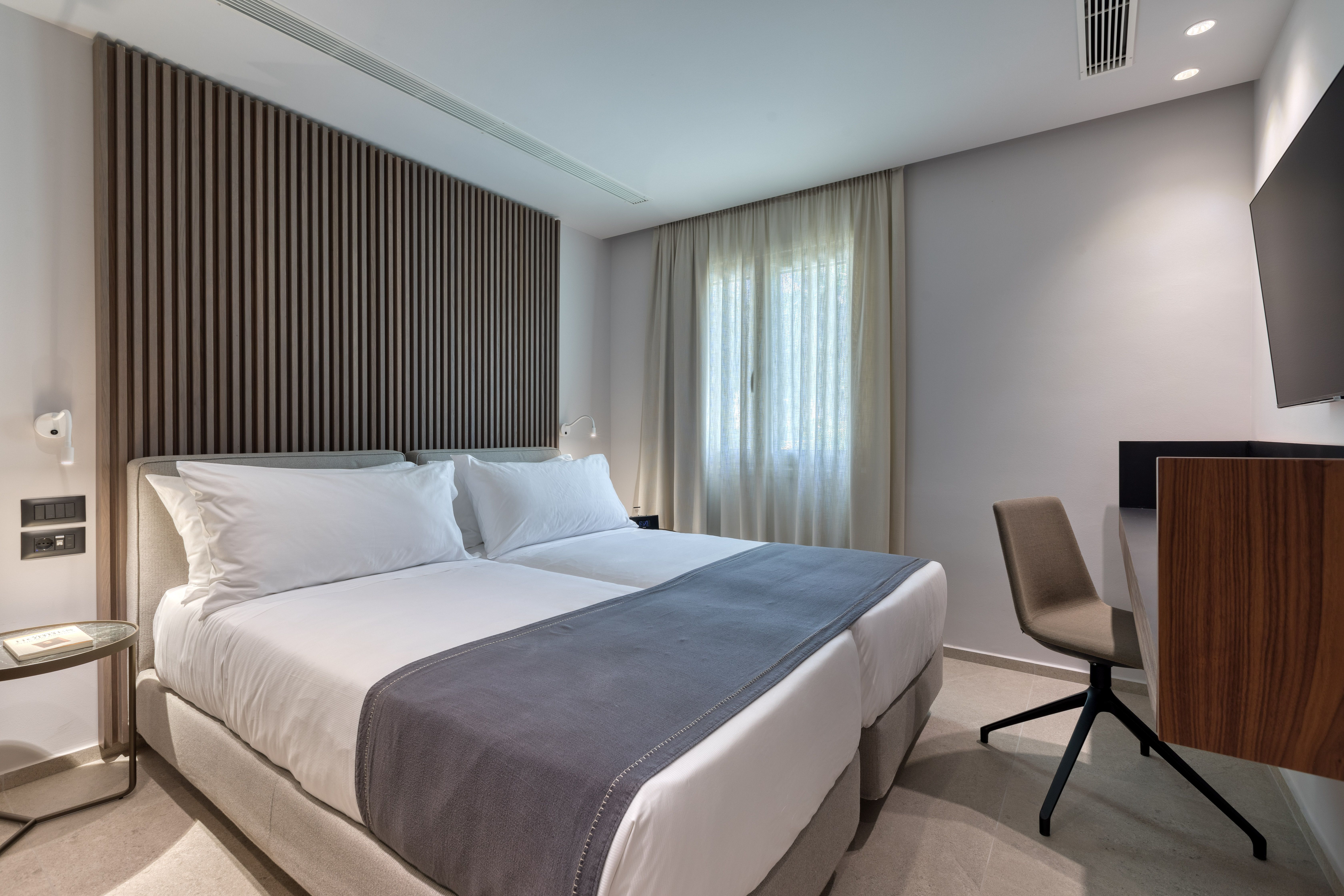 Executive Suite with Balcony or Terrace