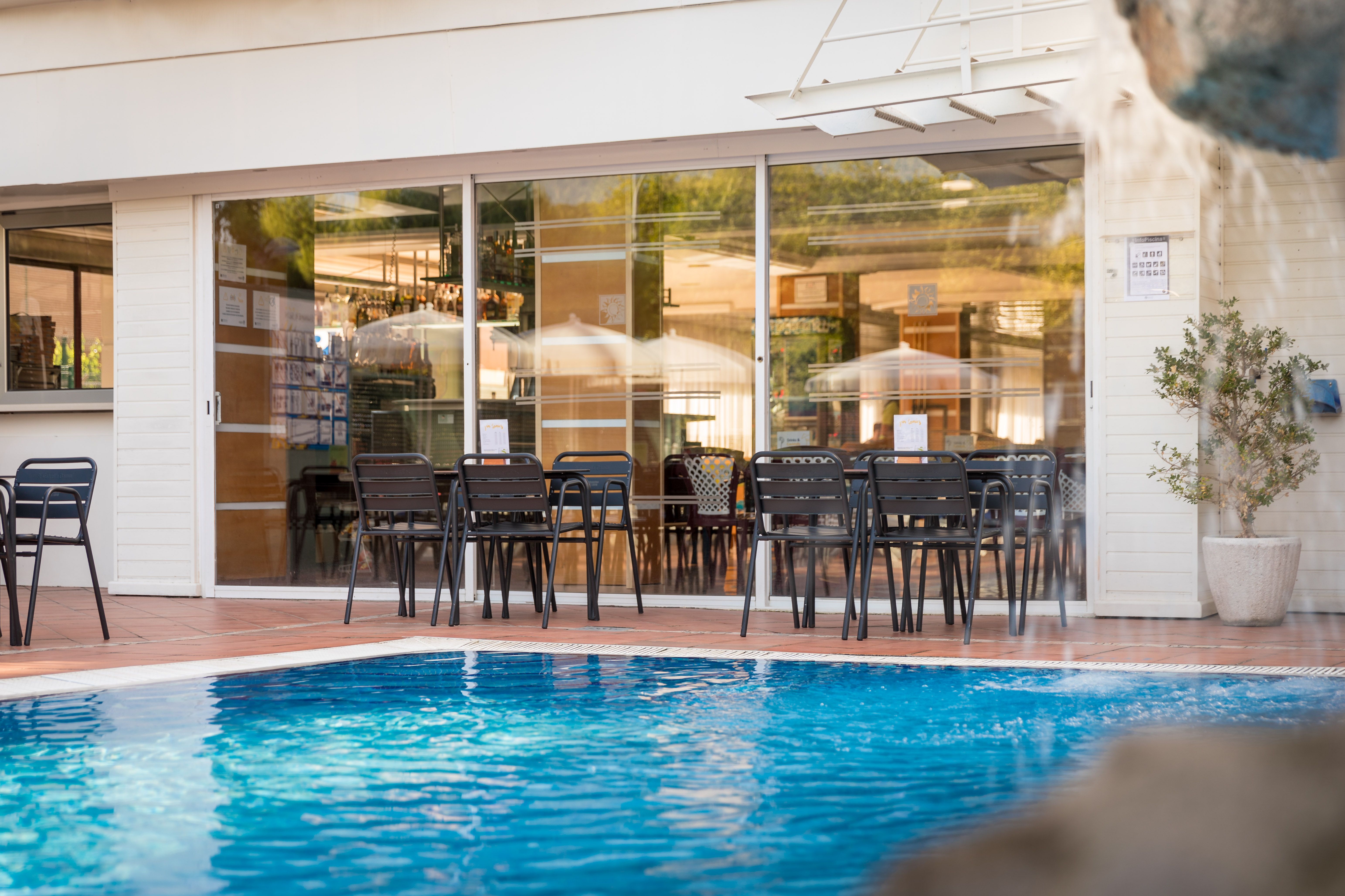 Piscina deschisă