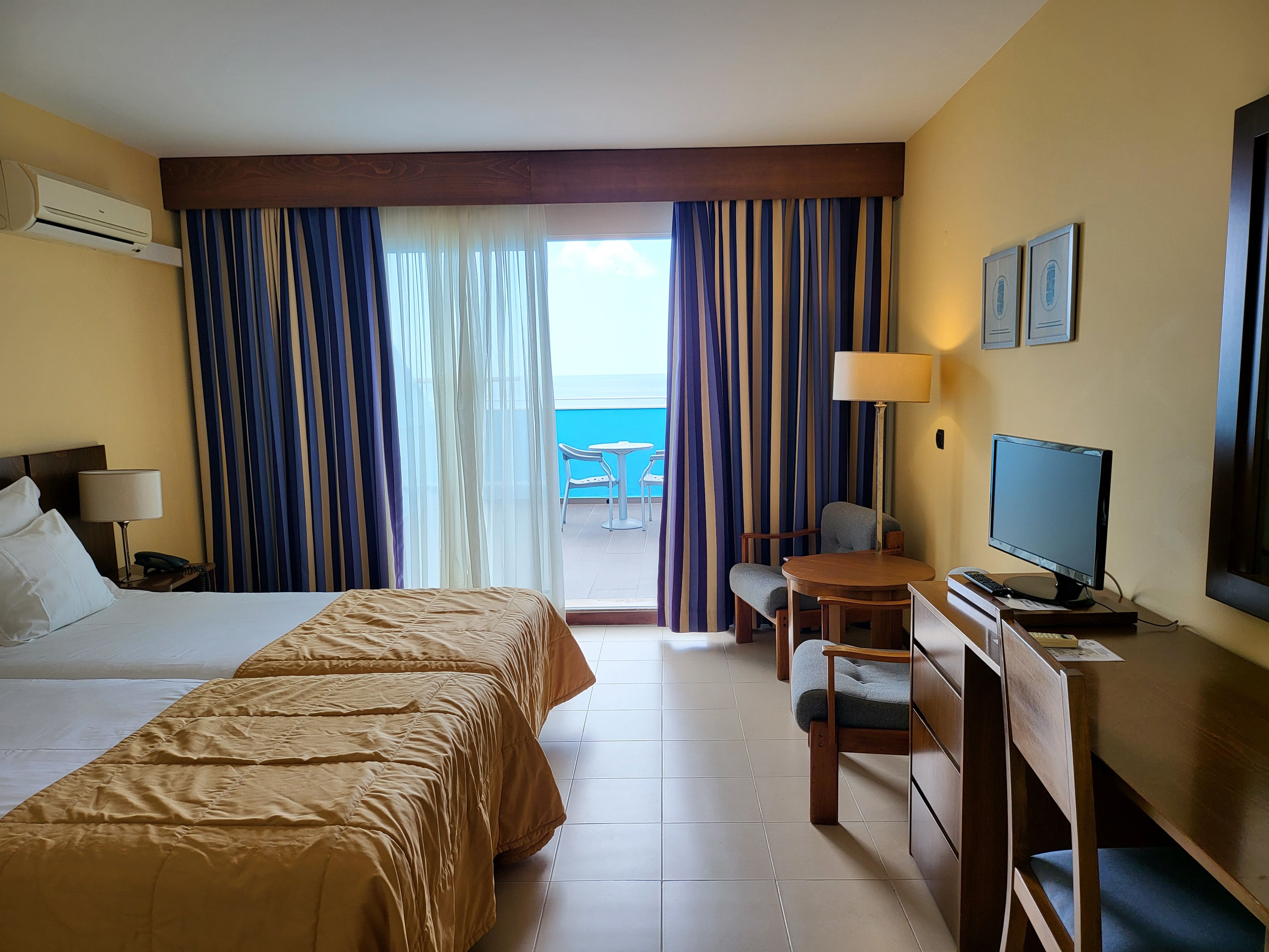 DV- TWIN SEA VIEW 