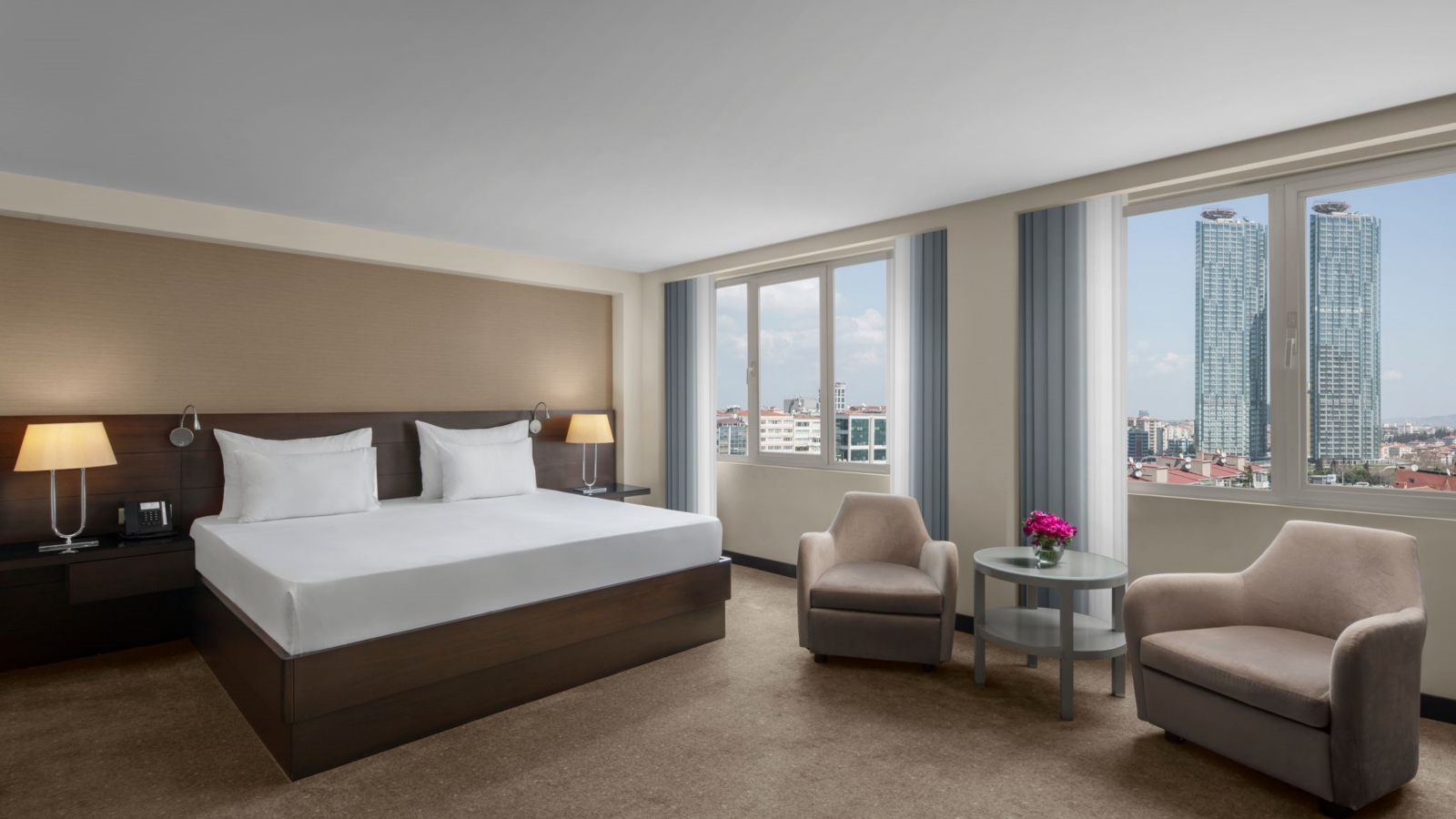  Grand Deluxe King Room