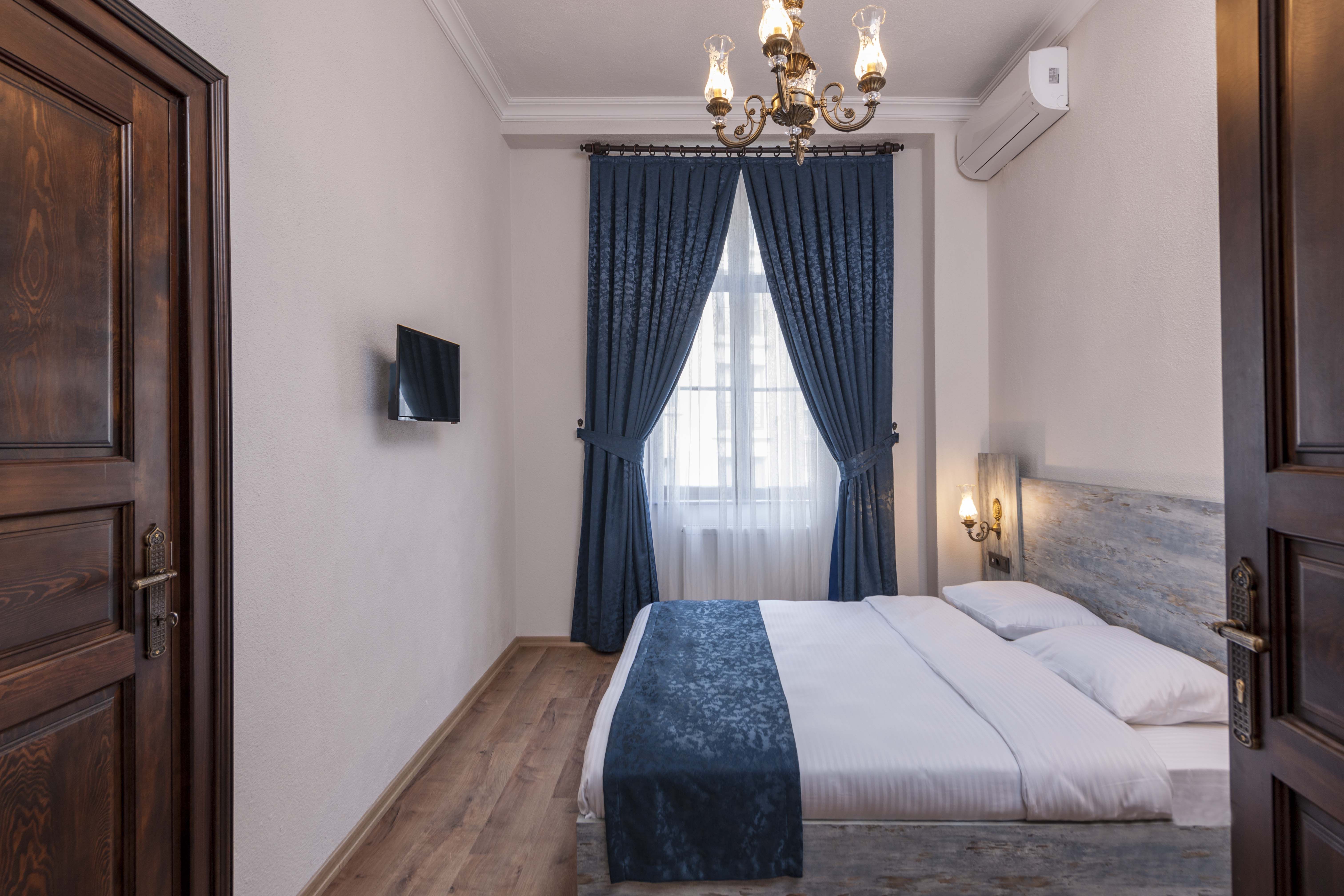 APARTMENT DELUXE