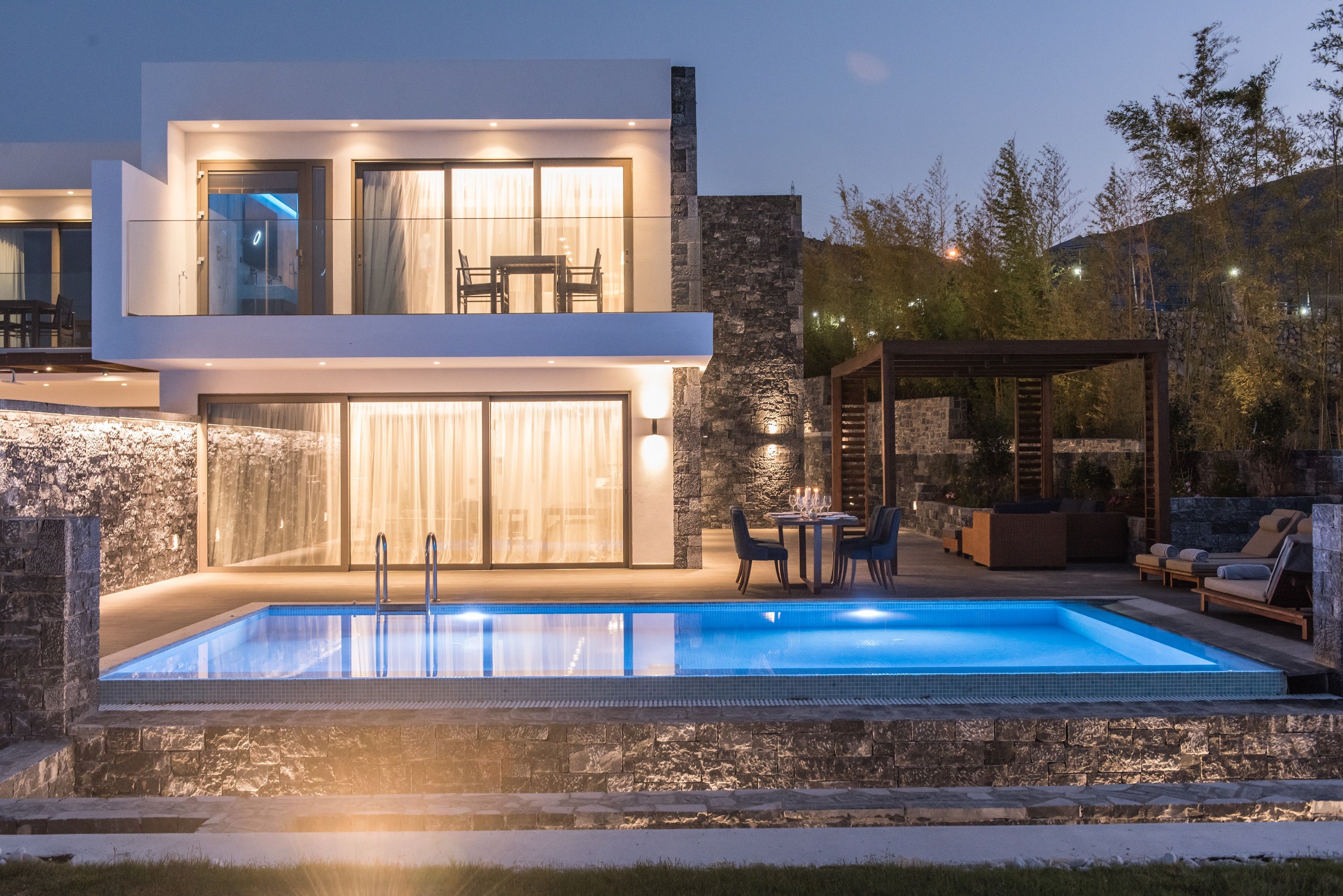 Nana Imperial  6 bedrooms on 3 floors, Sea View  with 2 private heated pools,  2 SweetSpa* and 2 gyms