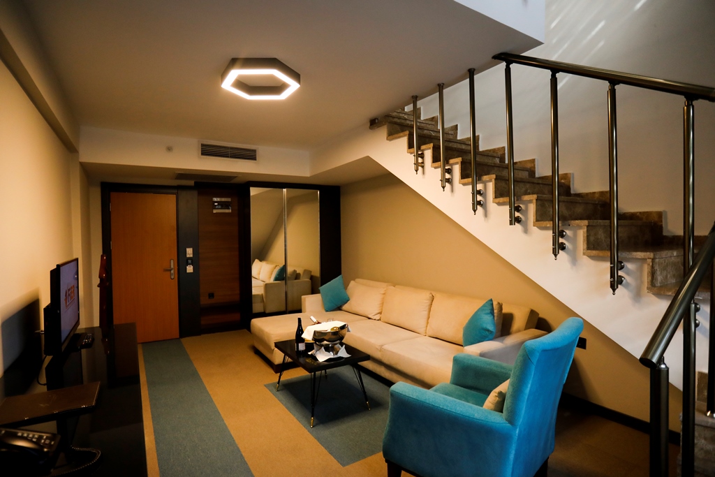 DUBLEX SUITE