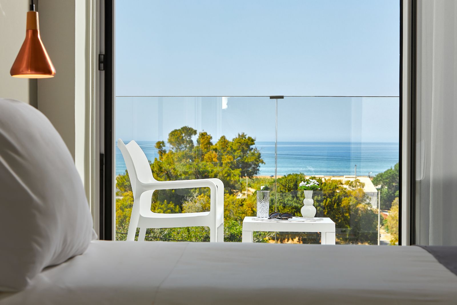 superior double room garden - pool view balcony 
