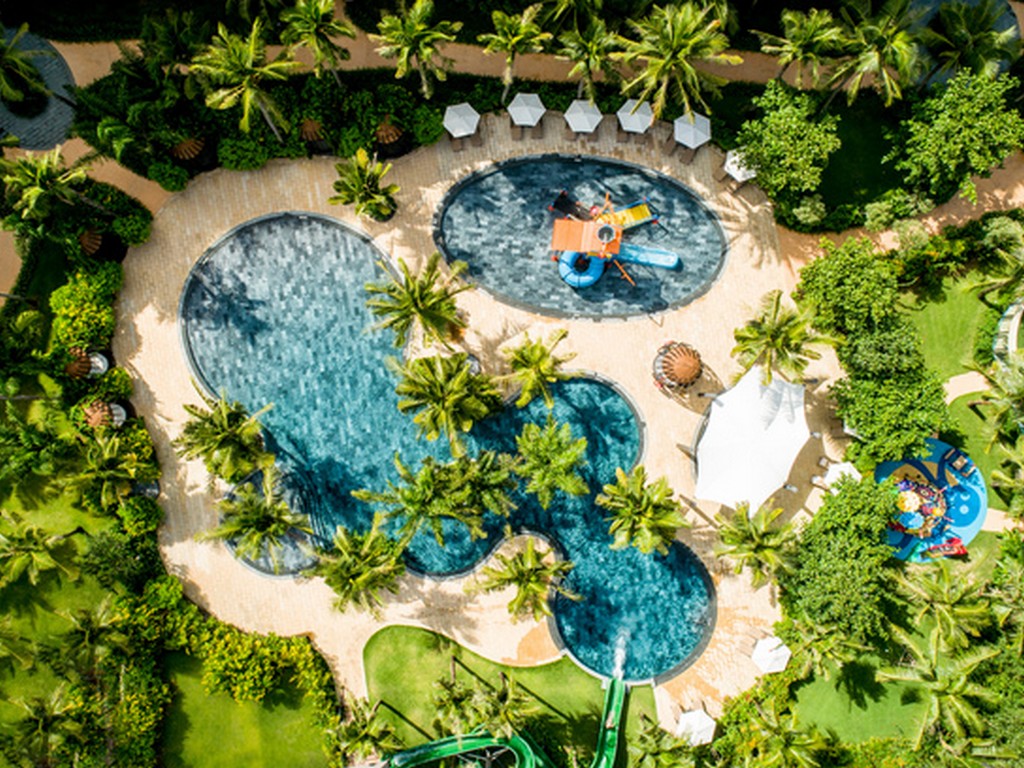 Piscina deschisă