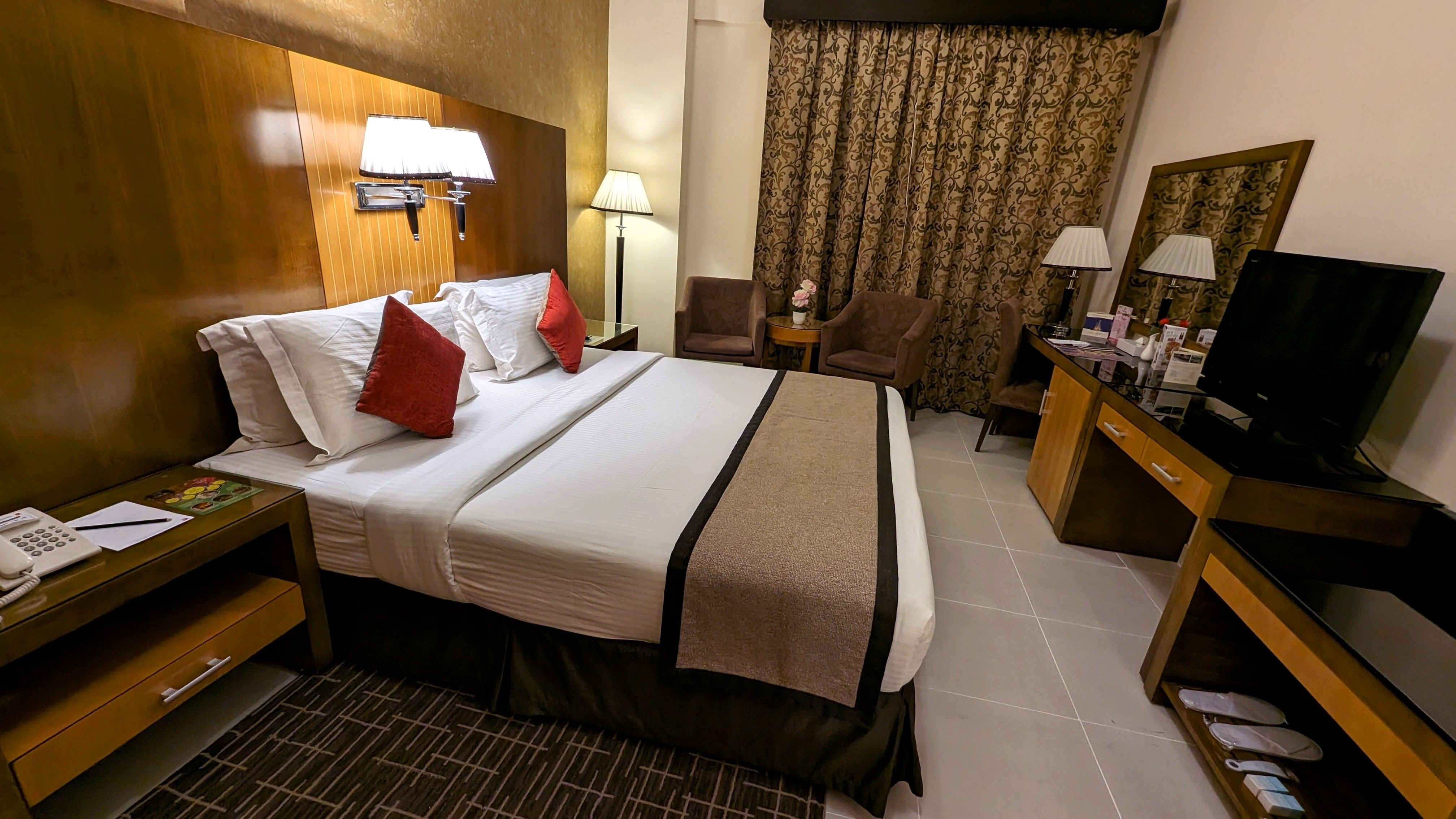 Deluxe room with kitchen
