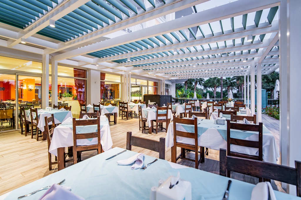 PAPAYA RESTAURANT