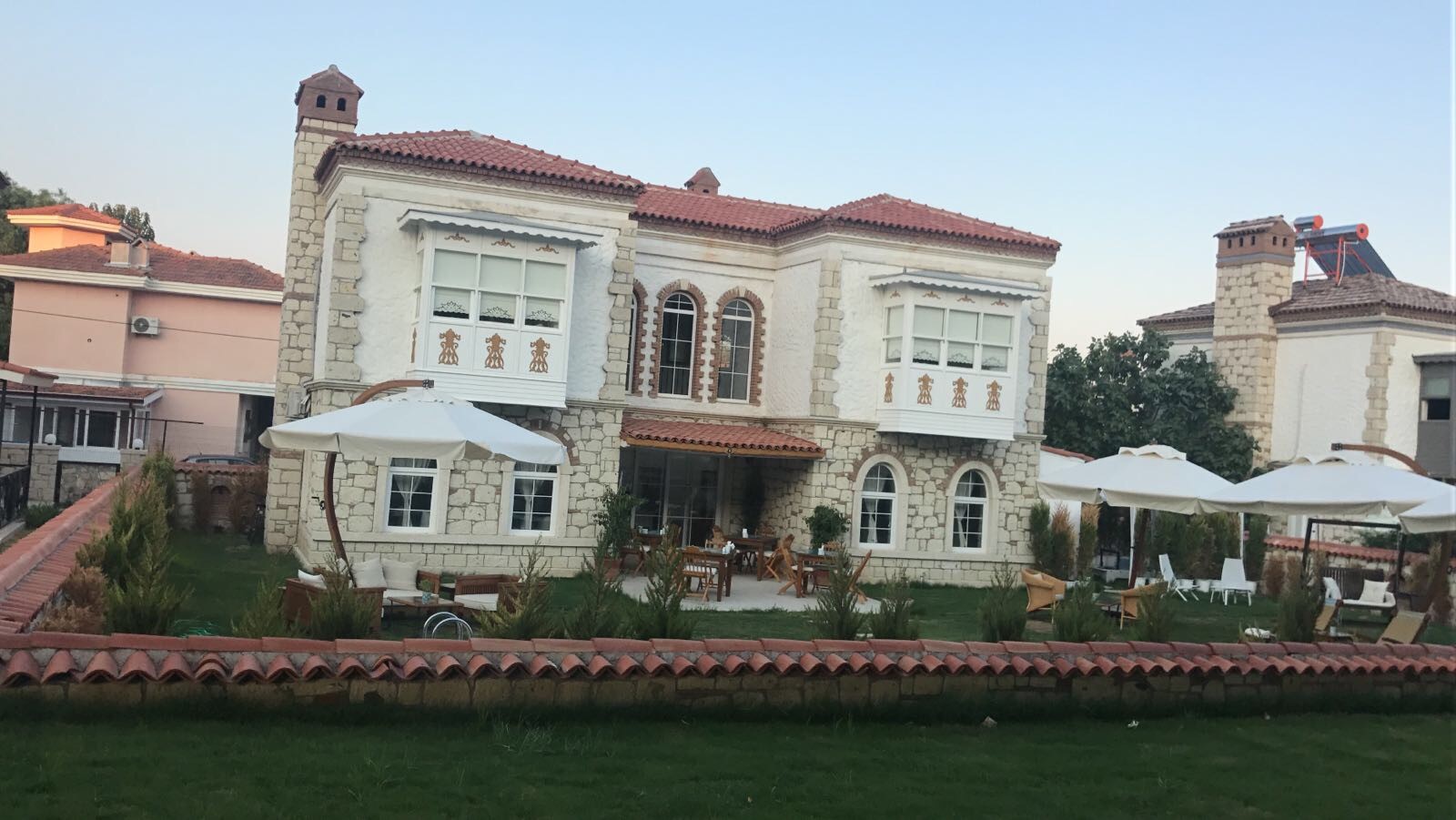 Clădirea principala