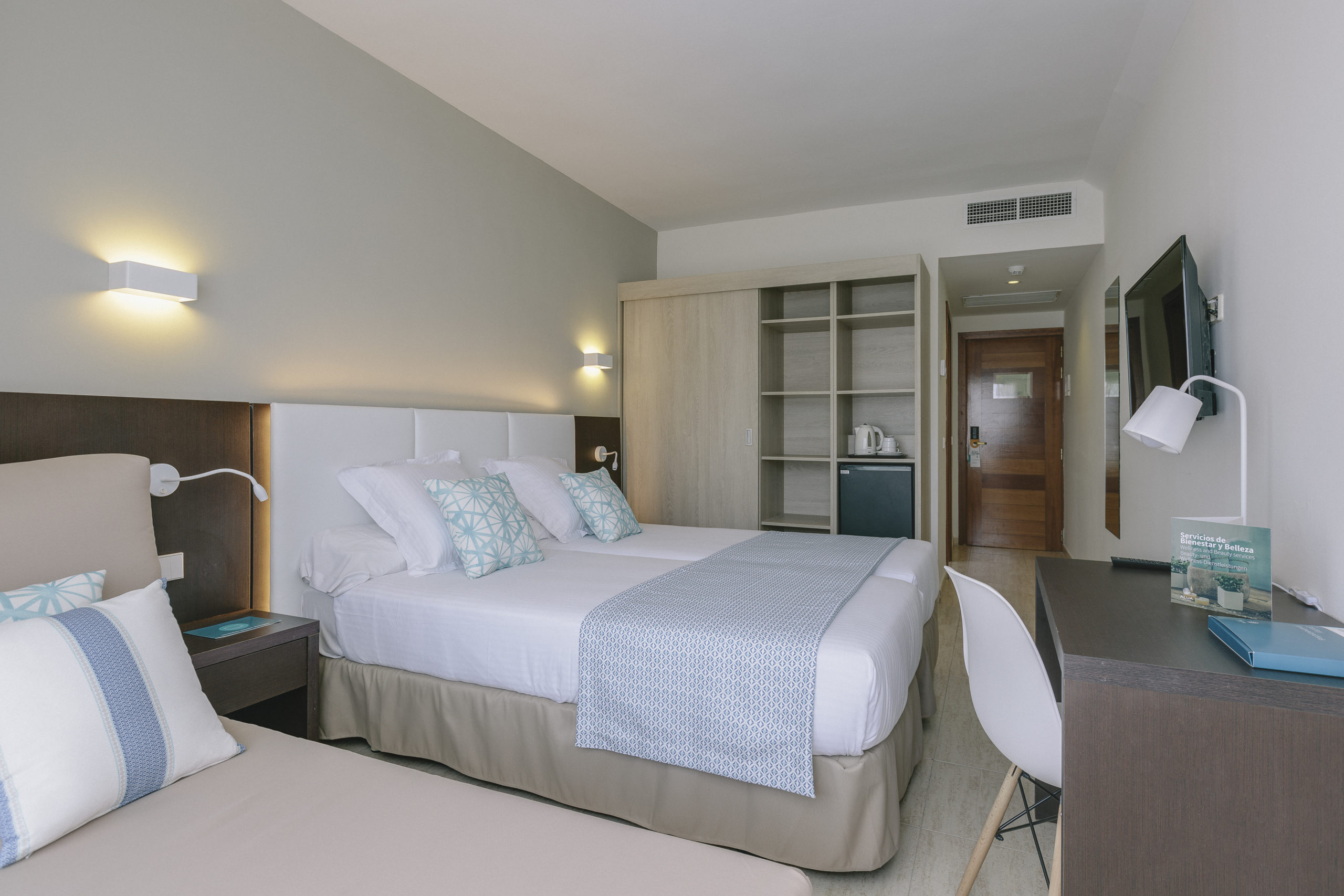 DOUBLE ROOM POOL VIEW WITH BALCONY OR TERRACE