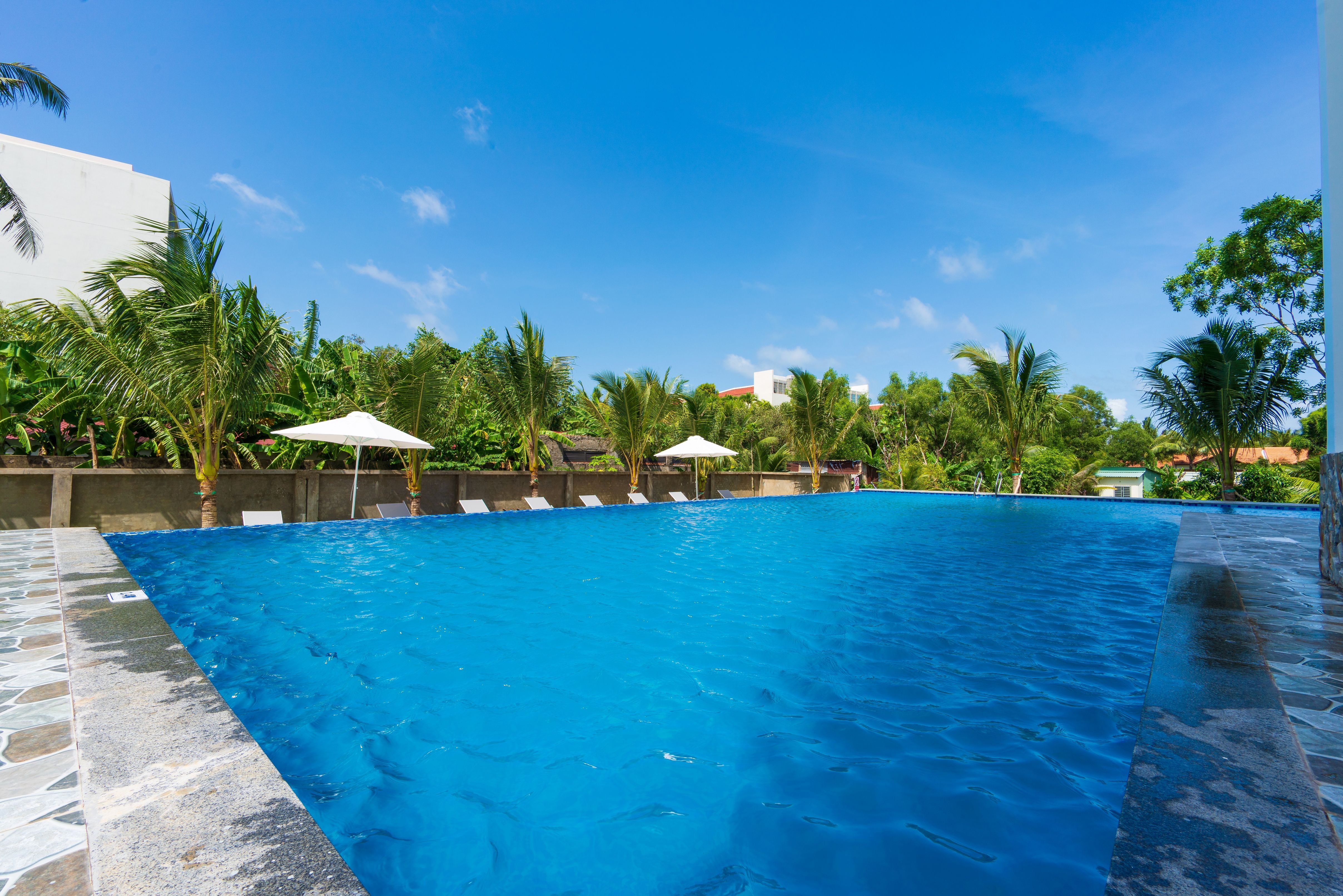 Piscina deschisă