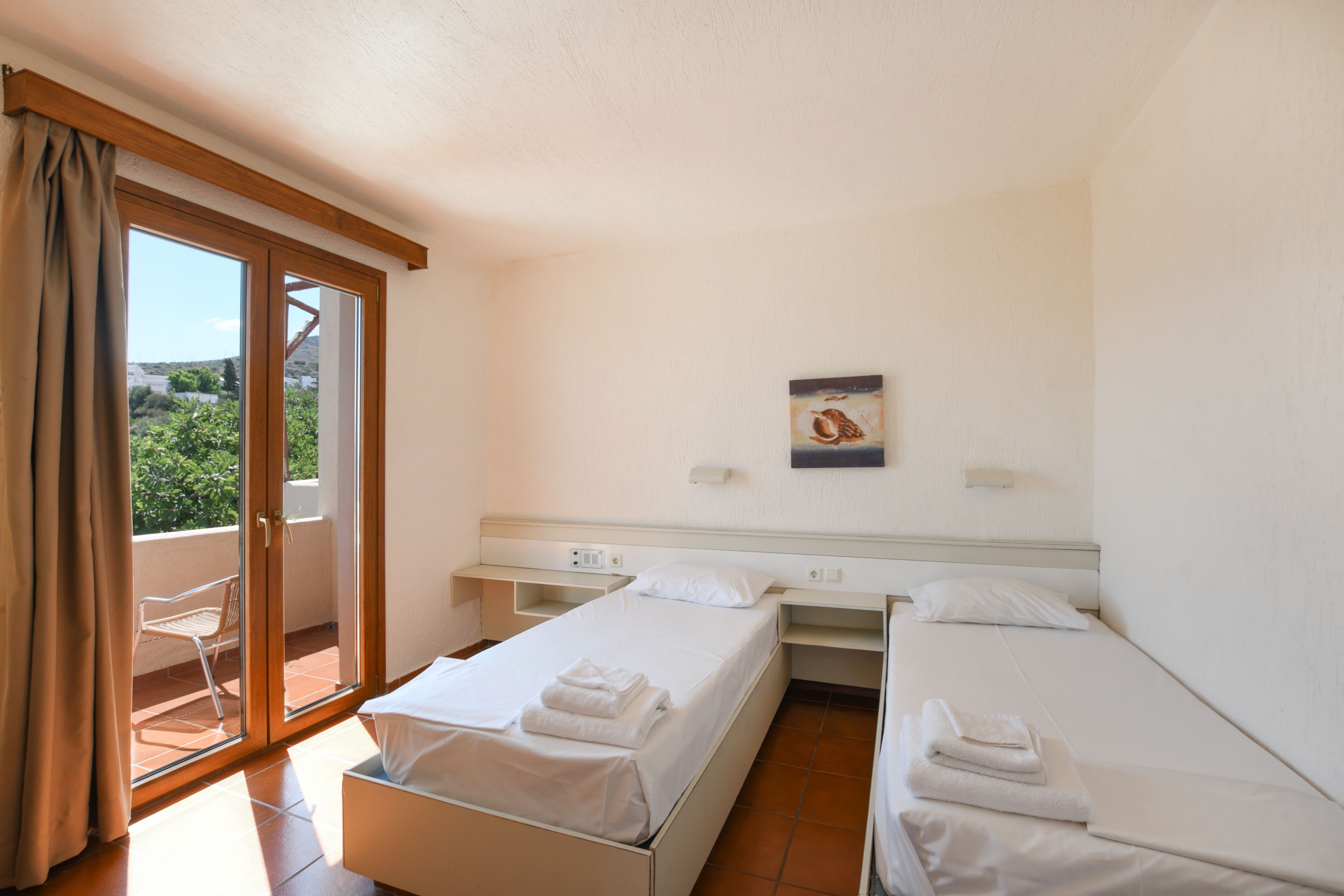 One Bedroom Apartment Upper Floor 