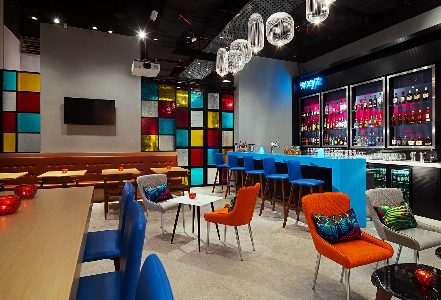 WXYZ bar