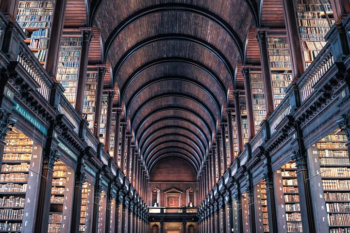 dublin  - Biblioteca Trinity College.jpg