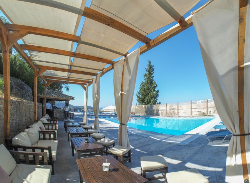 Piscina deschisă