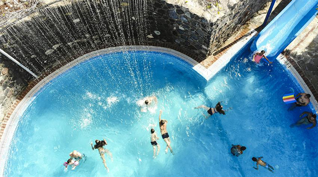 Piscina deschisă